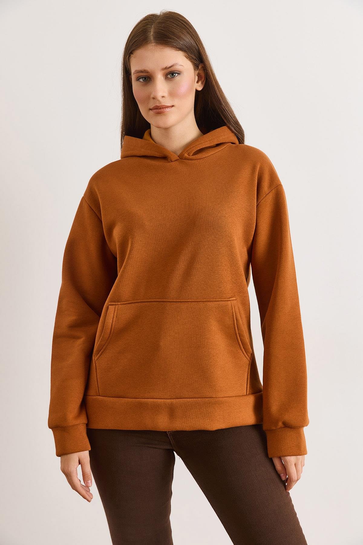 Kapüşonlu Kanguru Cepli Loose Fit Şardonlu Sweatshirt Taba
