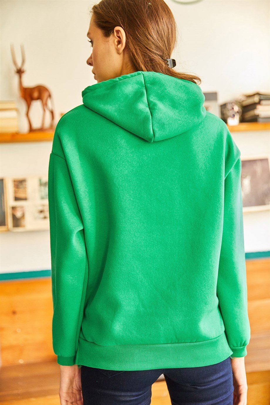 Kapüşonlu Yırtmaçlı Kaşkorse Detaylı İçi Polarlı Sweatshirt Çimen Yeşili