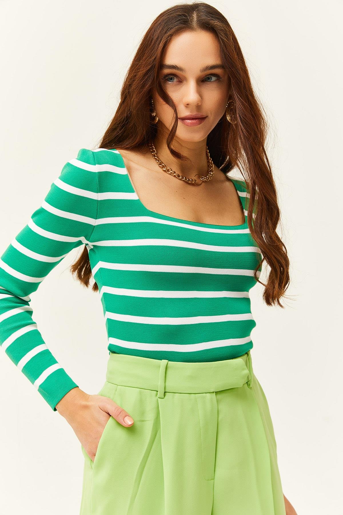 Kare Yaka Crop Basic Triko Bluz Çizgili Çimen Yeşili