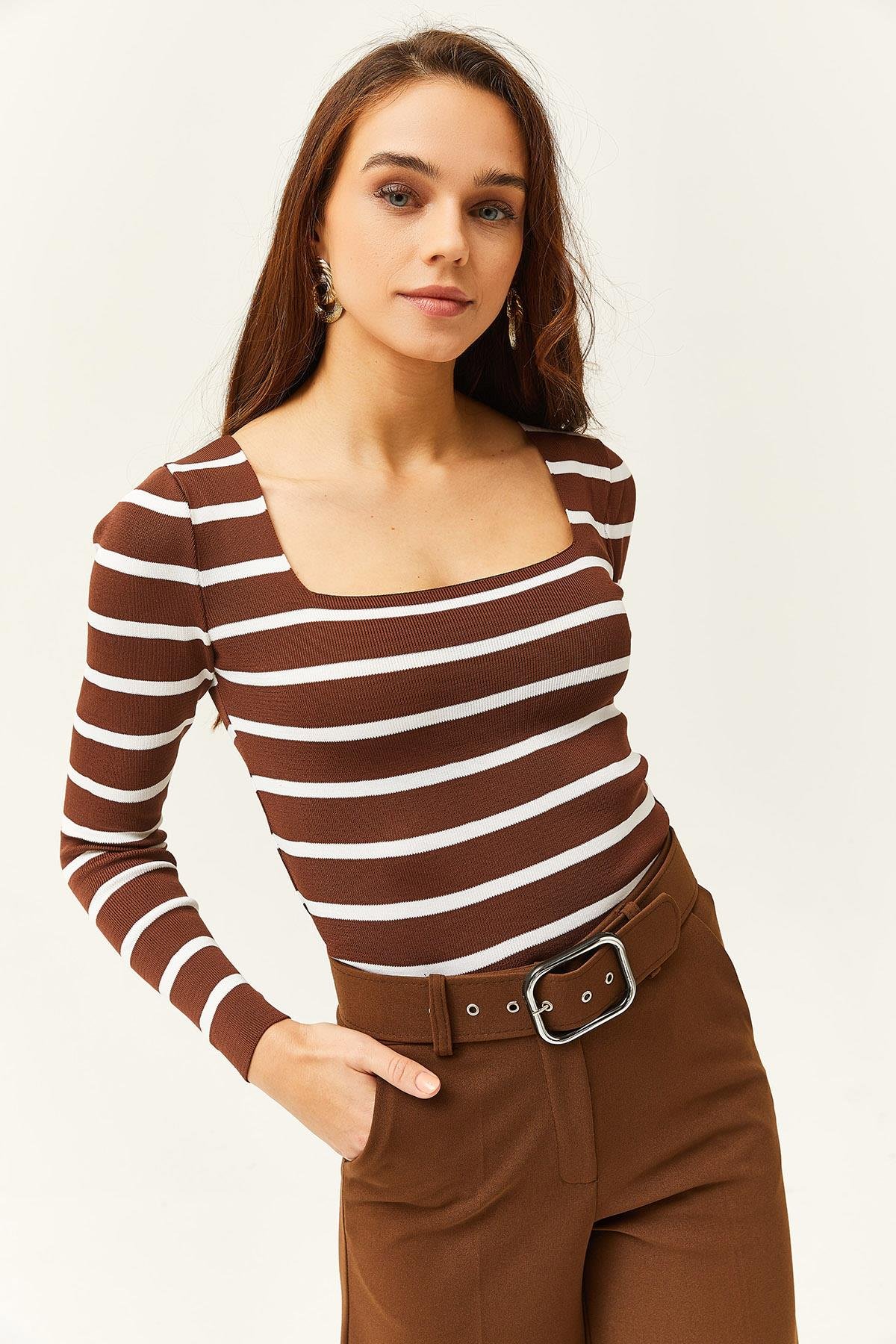 Kare Yaka Crop Basic Triko Bluz Çizgili Acı Kahve