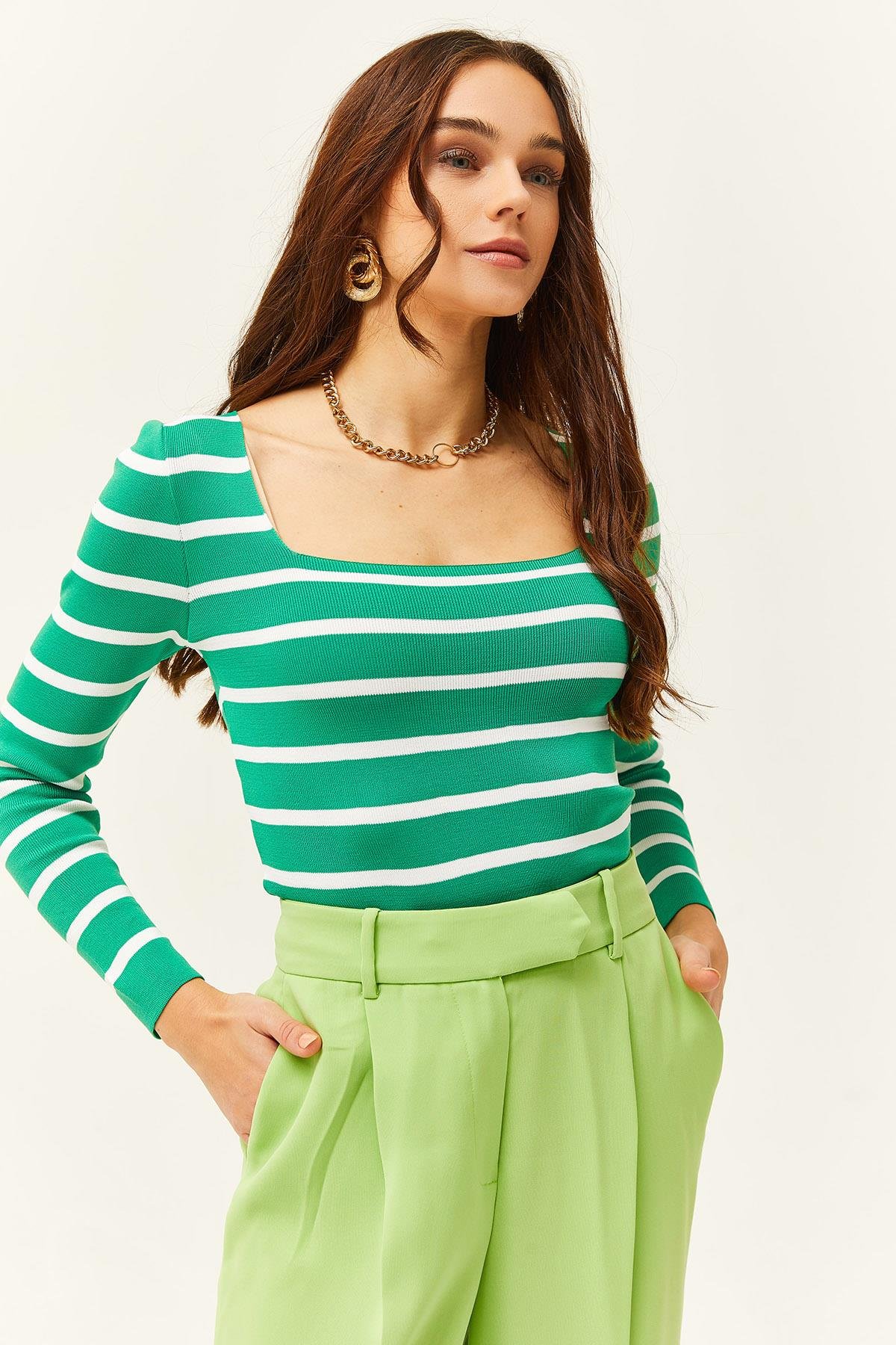 Kare Yaka Crop Basic Triko Bluz Çizgili Çimen Yeşili