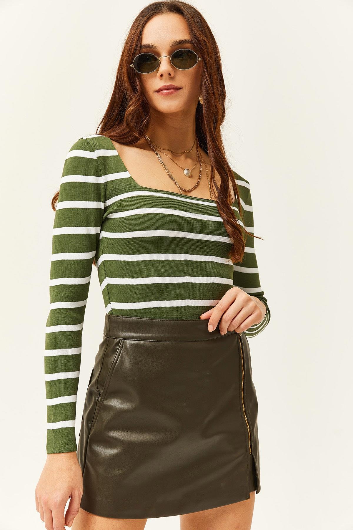 Kare Yaka Crop Basic Triko Bluz Çizgili Haki