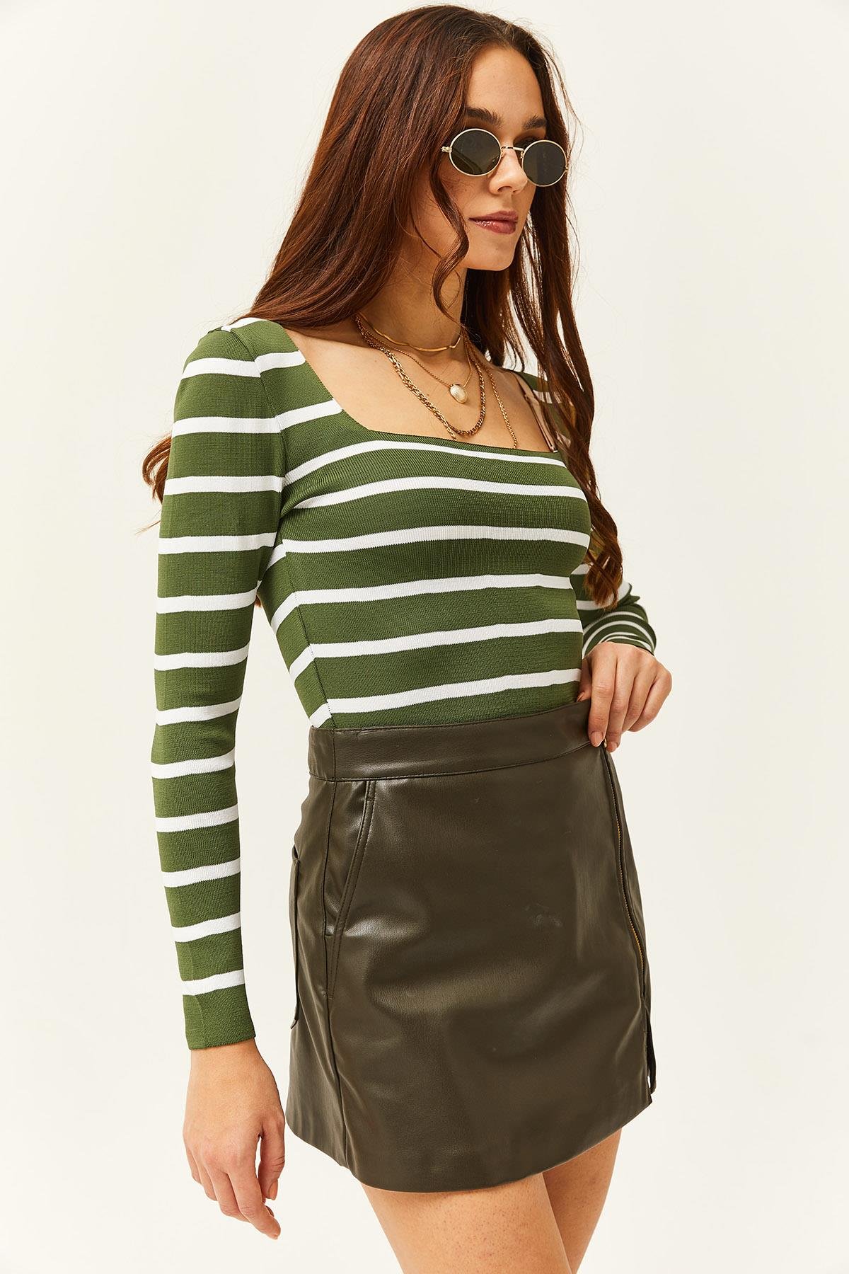 Kare Yaka Crop Basic Triko Bluz Çizgili Haki