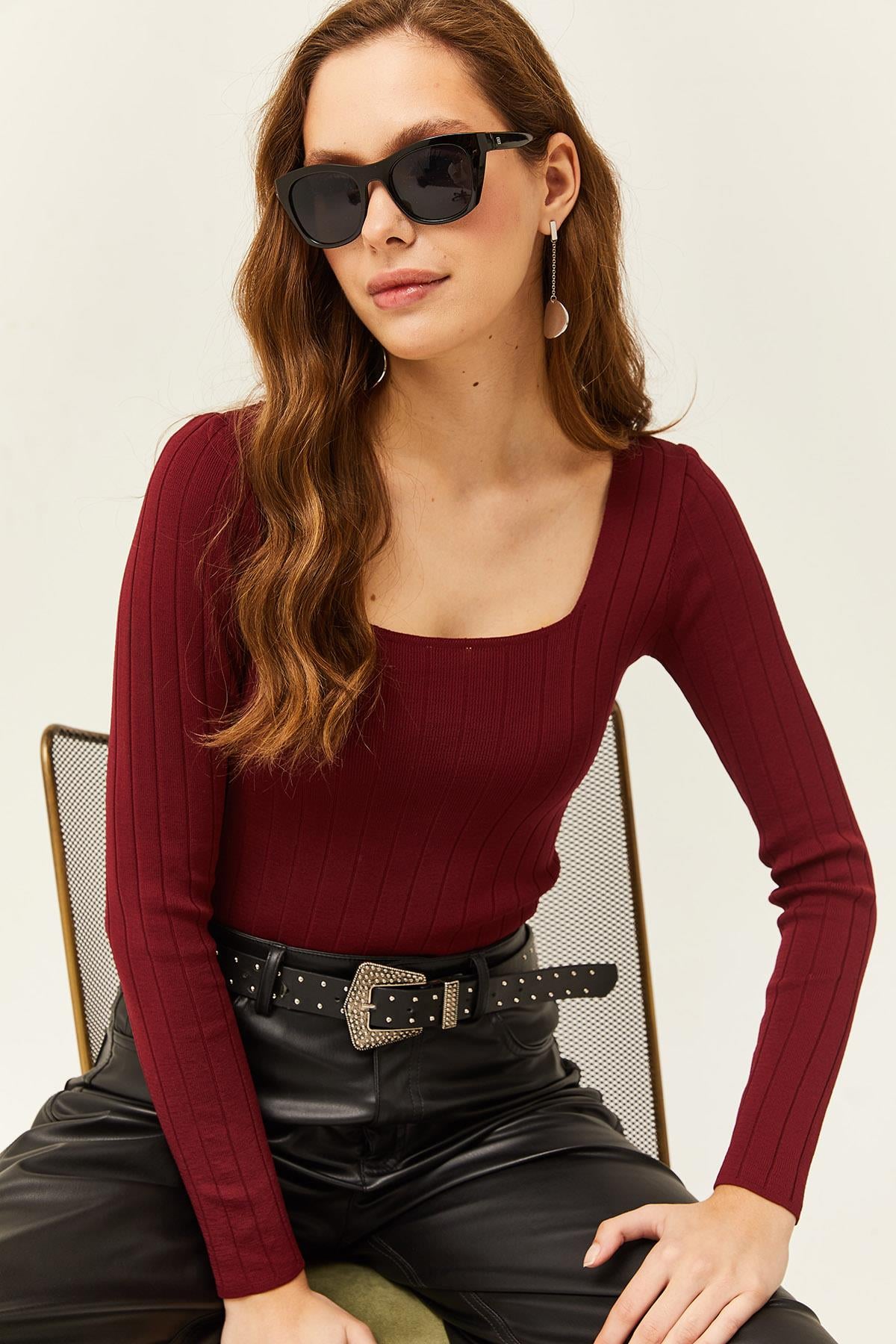 Kare Yaka Kalın Fitilli Triko Bluz Bordo