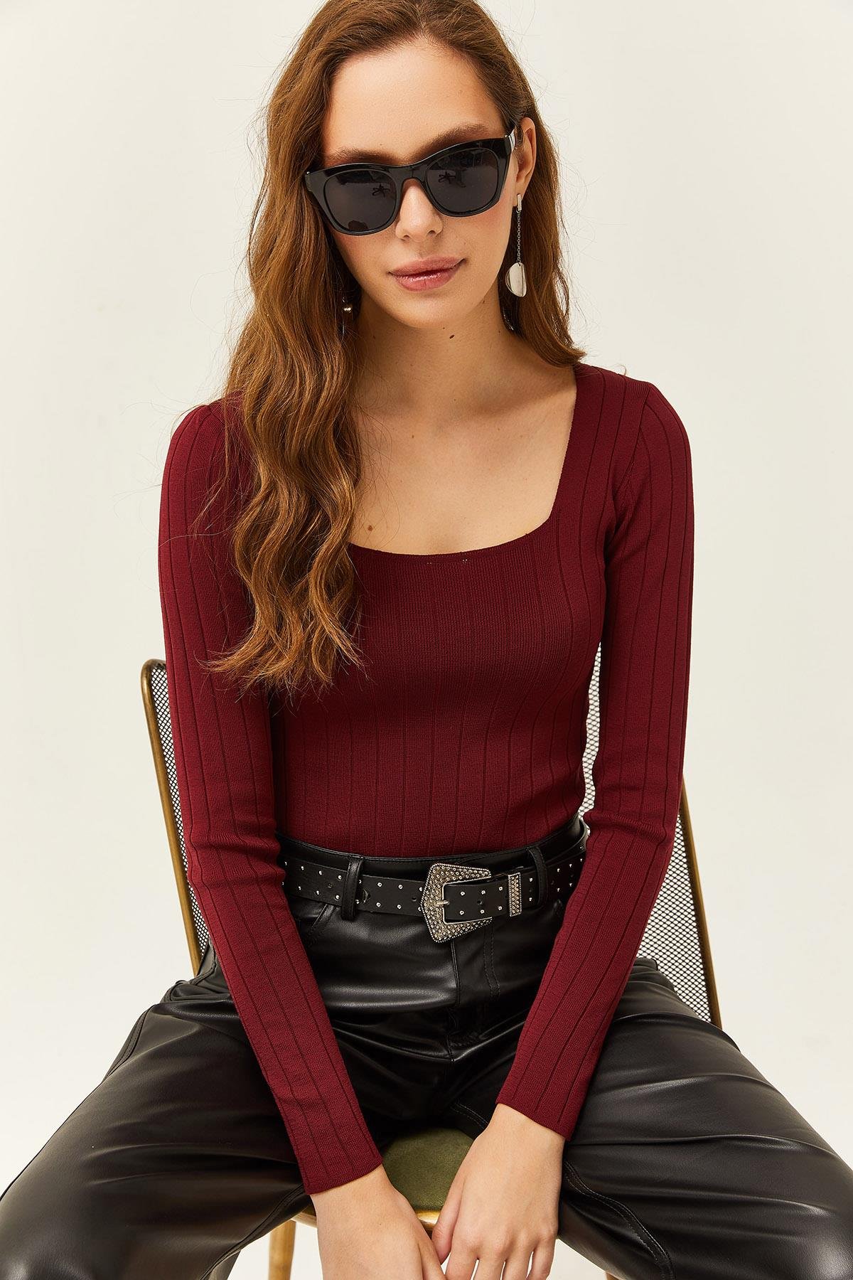Kare Yaka Kalın Fitilli Triko Bluz Bordo