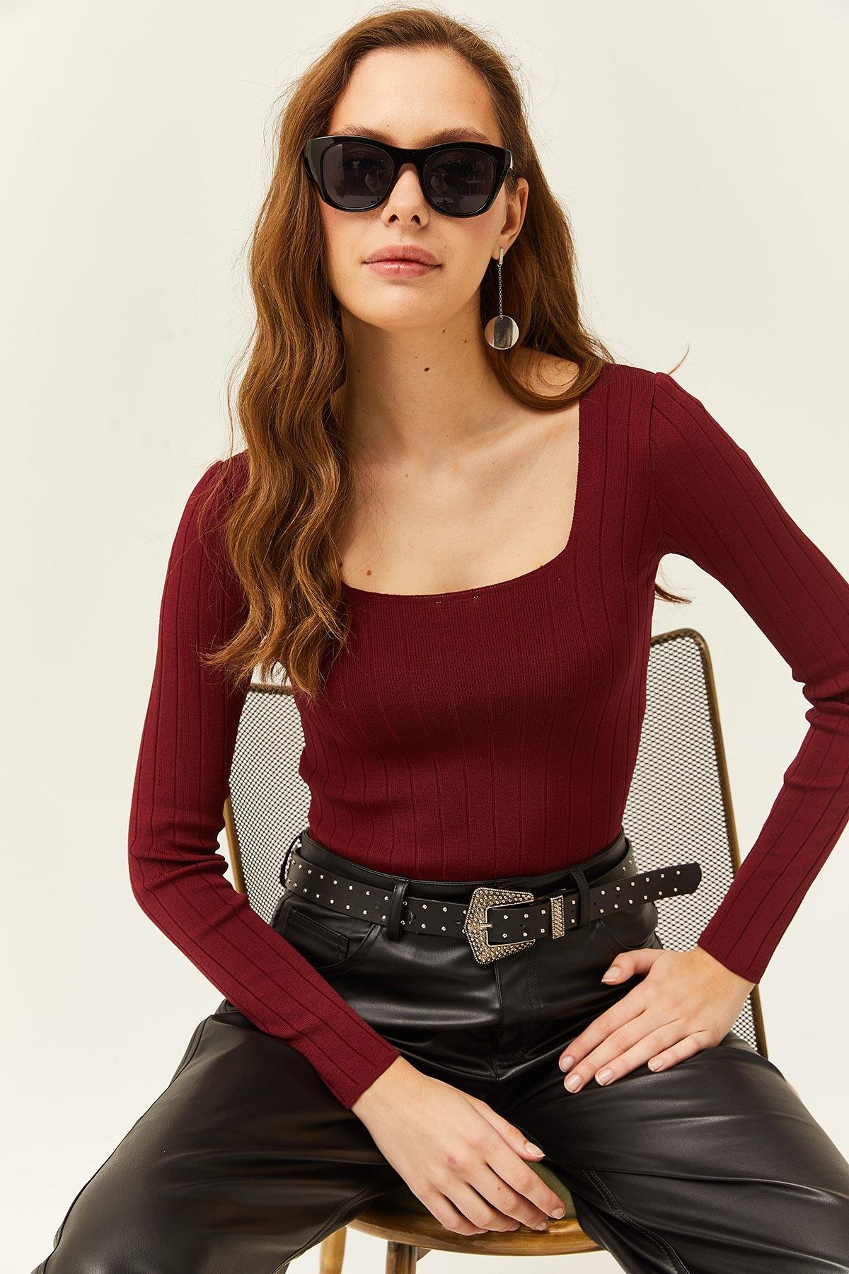 Kare Yaka Kalın Fitilli Triko Bluz Bordo