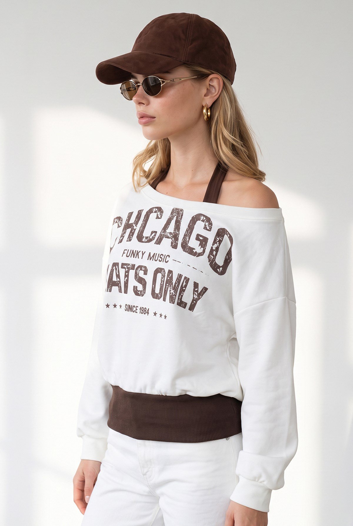 Kayık Yaka Çift Katmanlı Sweatshirt Beyaz