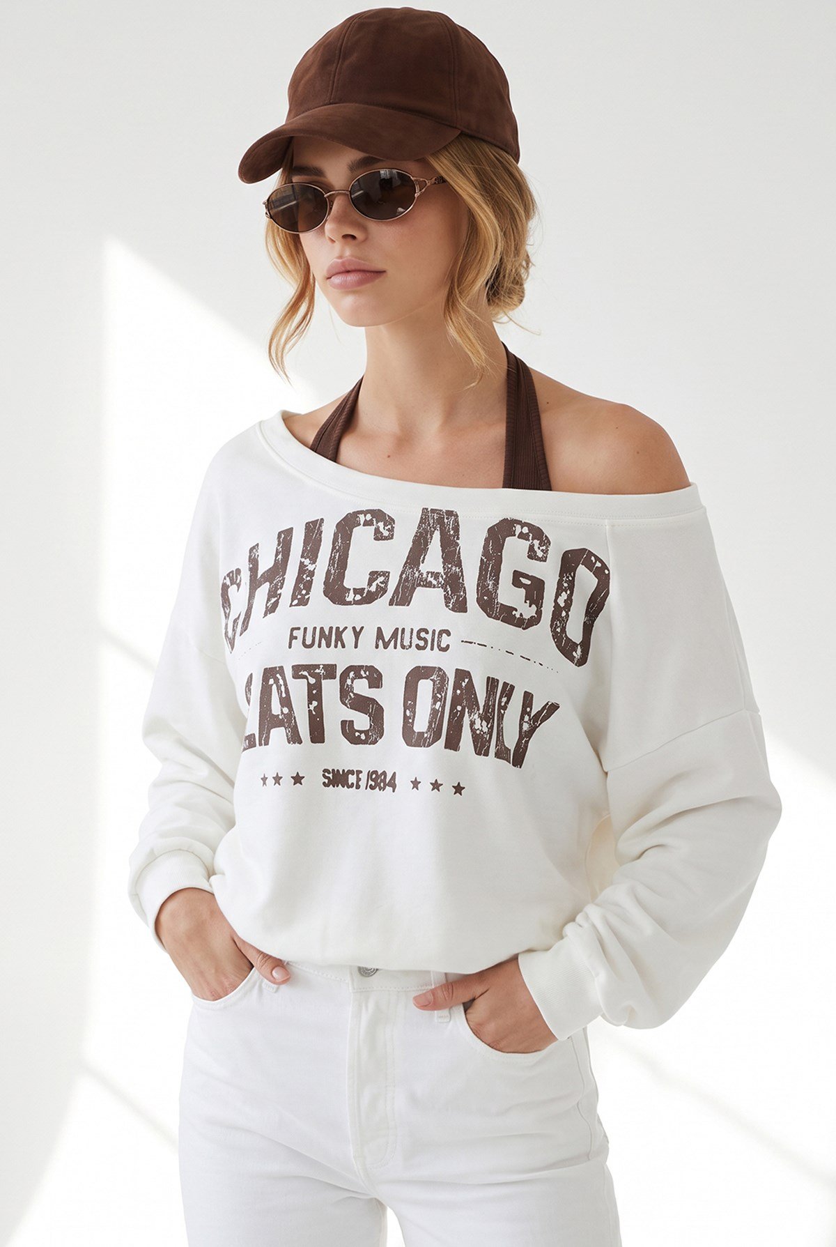 Kayık Yaka Çift Katmanlı Sweatshirt Beyaz