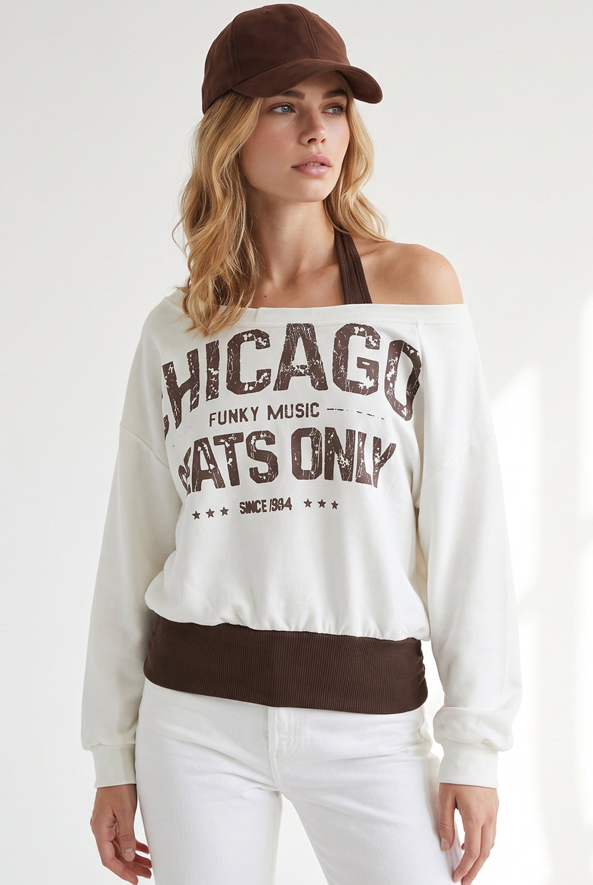 Kayık Yaka Çift Katmanlı Sweatshirt Beyaz