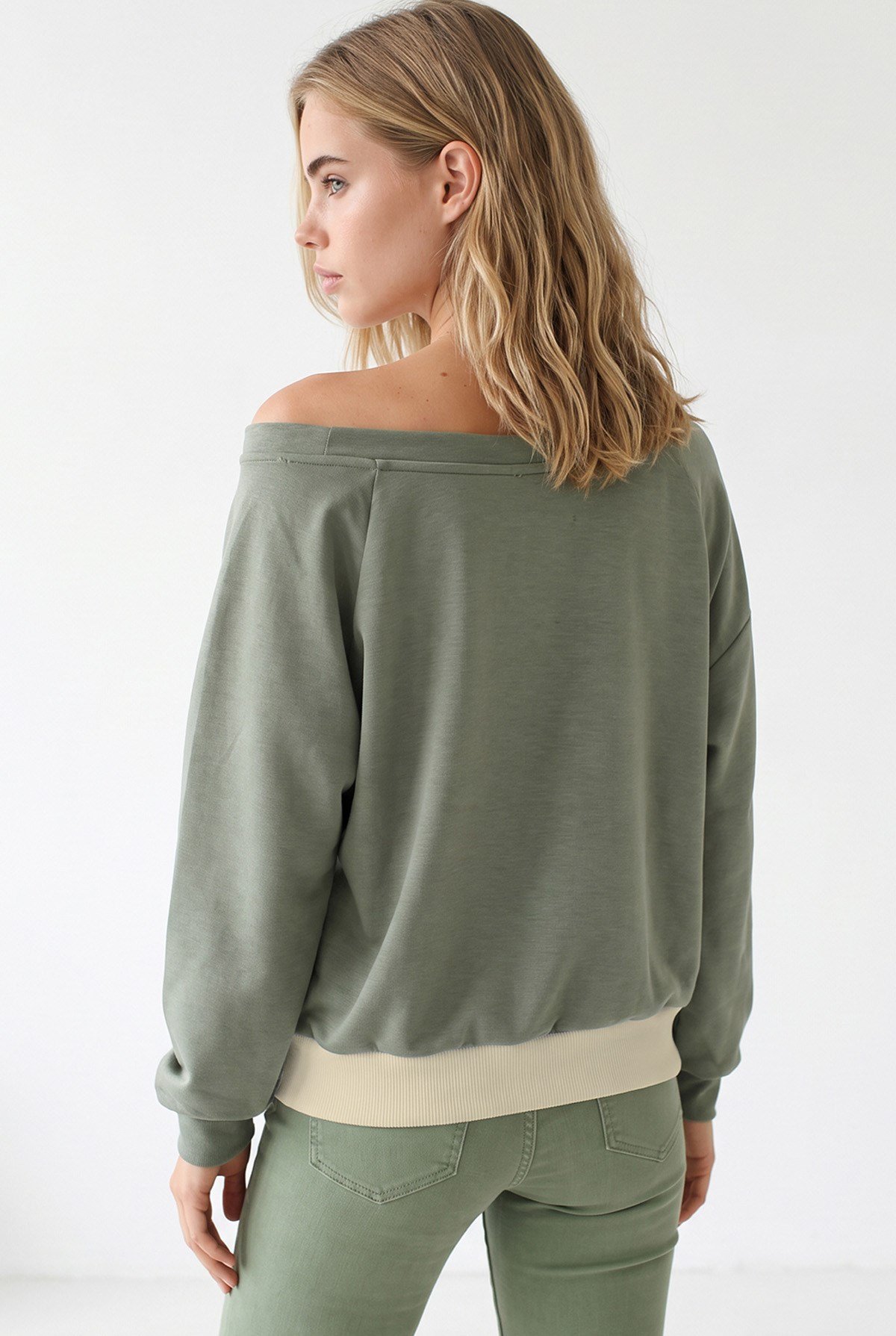 Kayık Yaka Çift Katmanlı Sweatshirt Haki