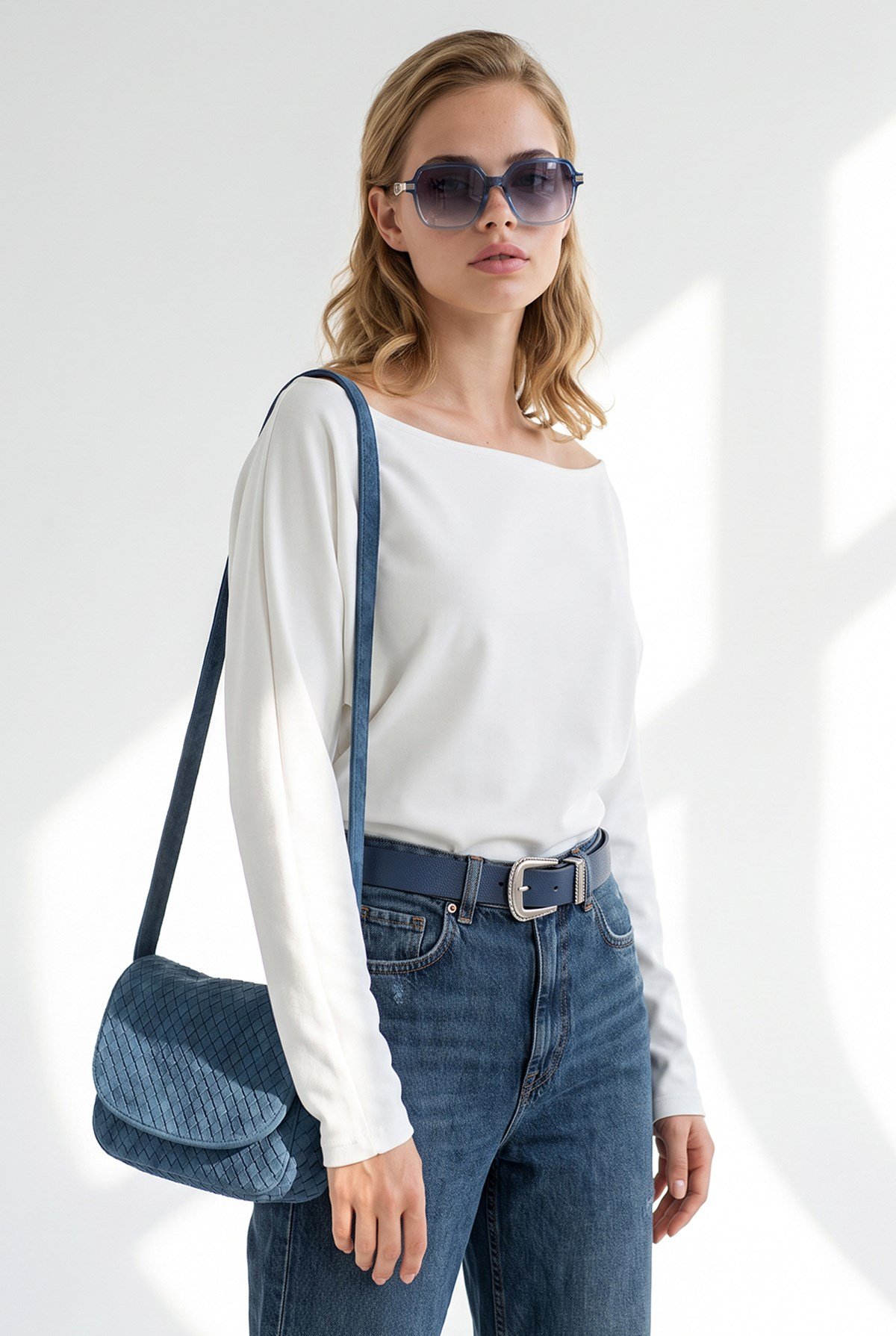 Kayık Yaka Modal Tuşeli Sweatshirt Ekru