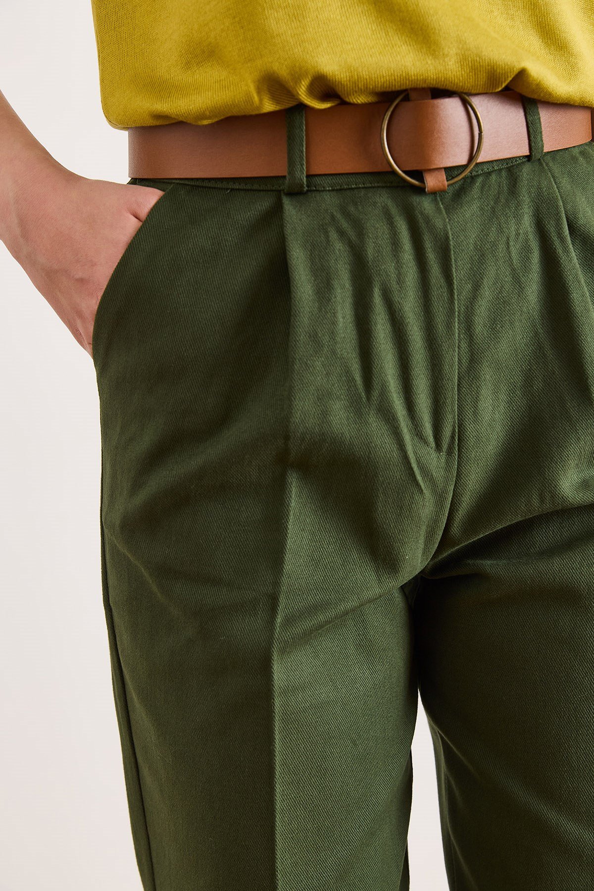 Kemerli Cepli Gabardin Havuç Pantolon Haki