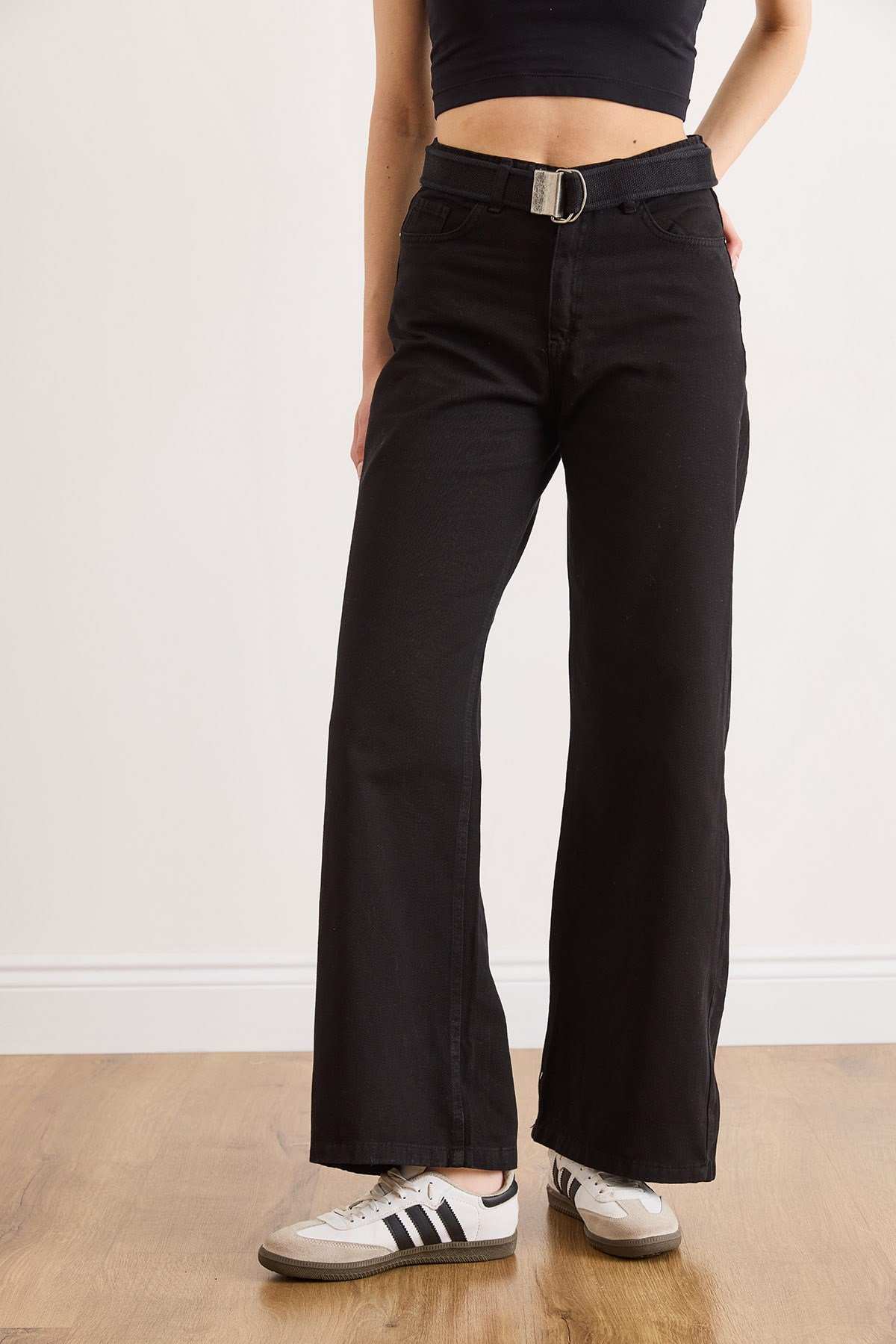 Kemerli Yıkamalı Wide Leg Gabardin Pantolon Siyah