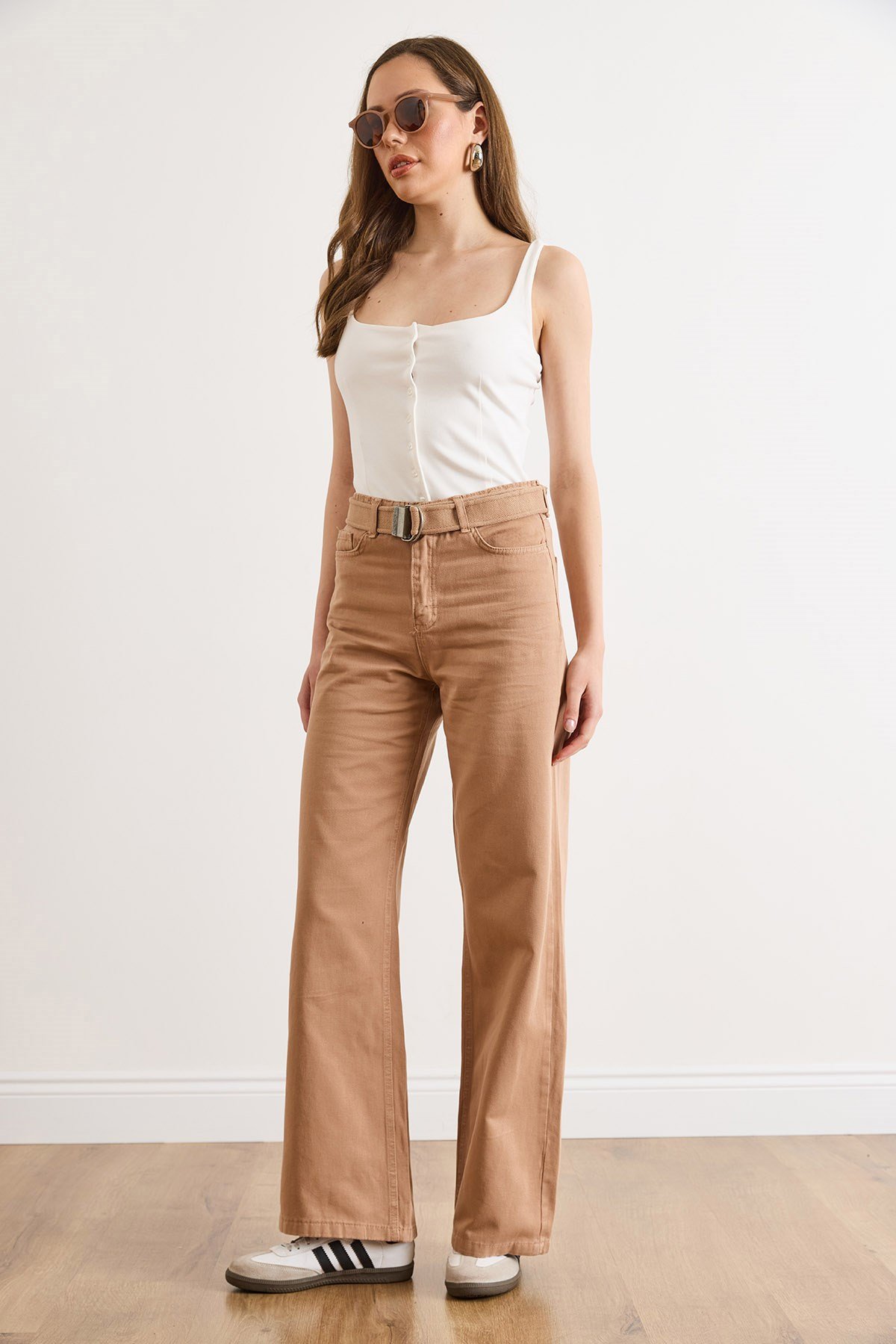 Kemerli Yıkamalı Wide Leg Gabardin Pantolon Camel