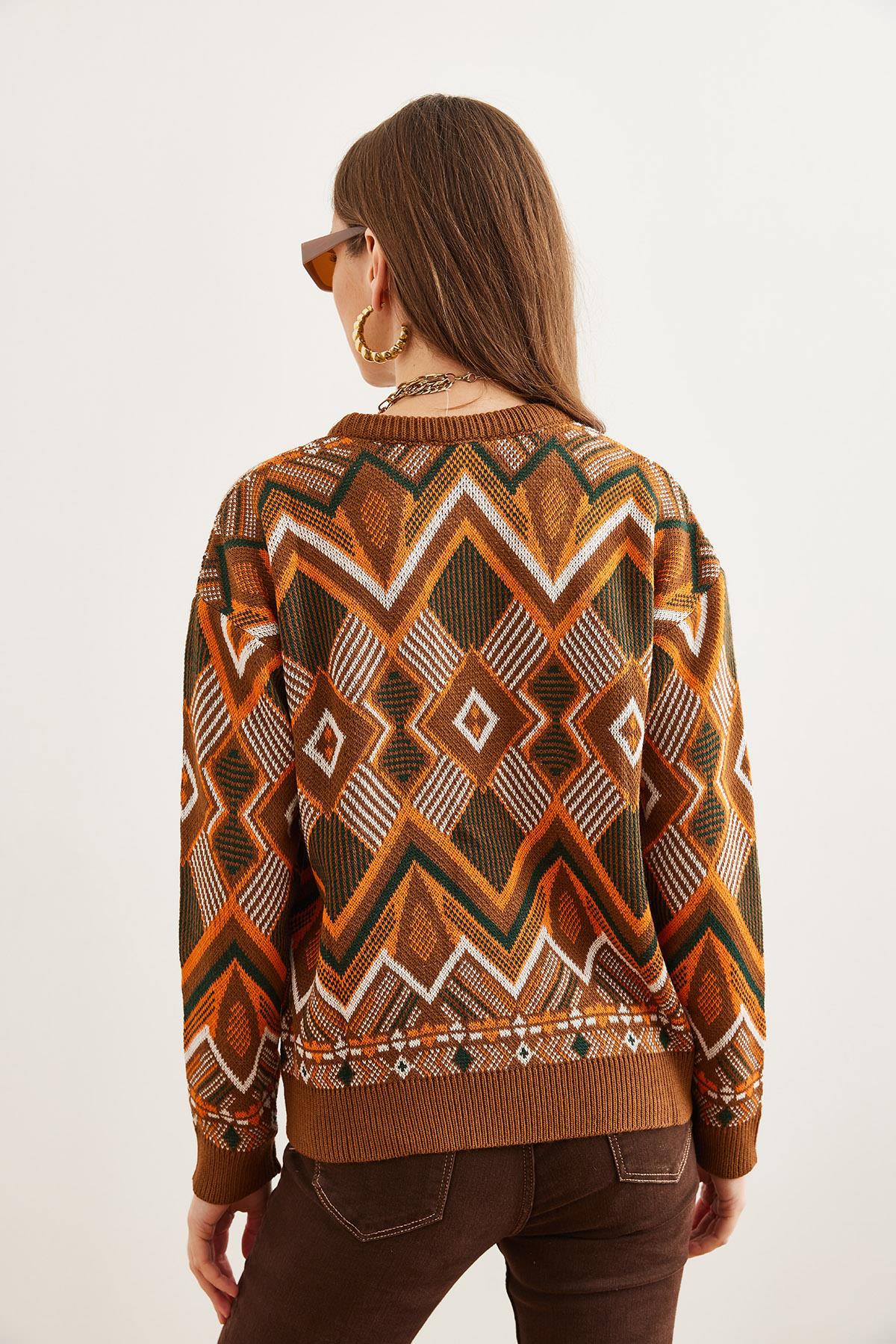 Kilim Desen Triko Kazak Koyu Taba