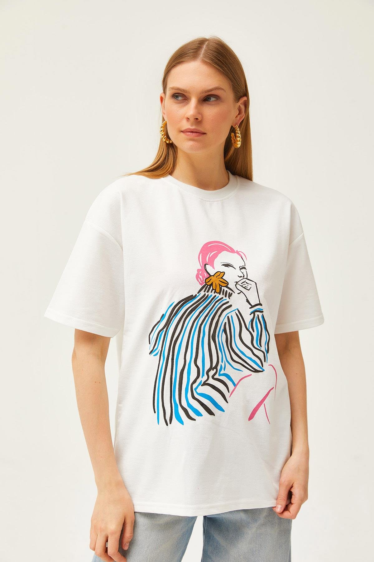 Kız Baskılı Oversize Tişört Ekru