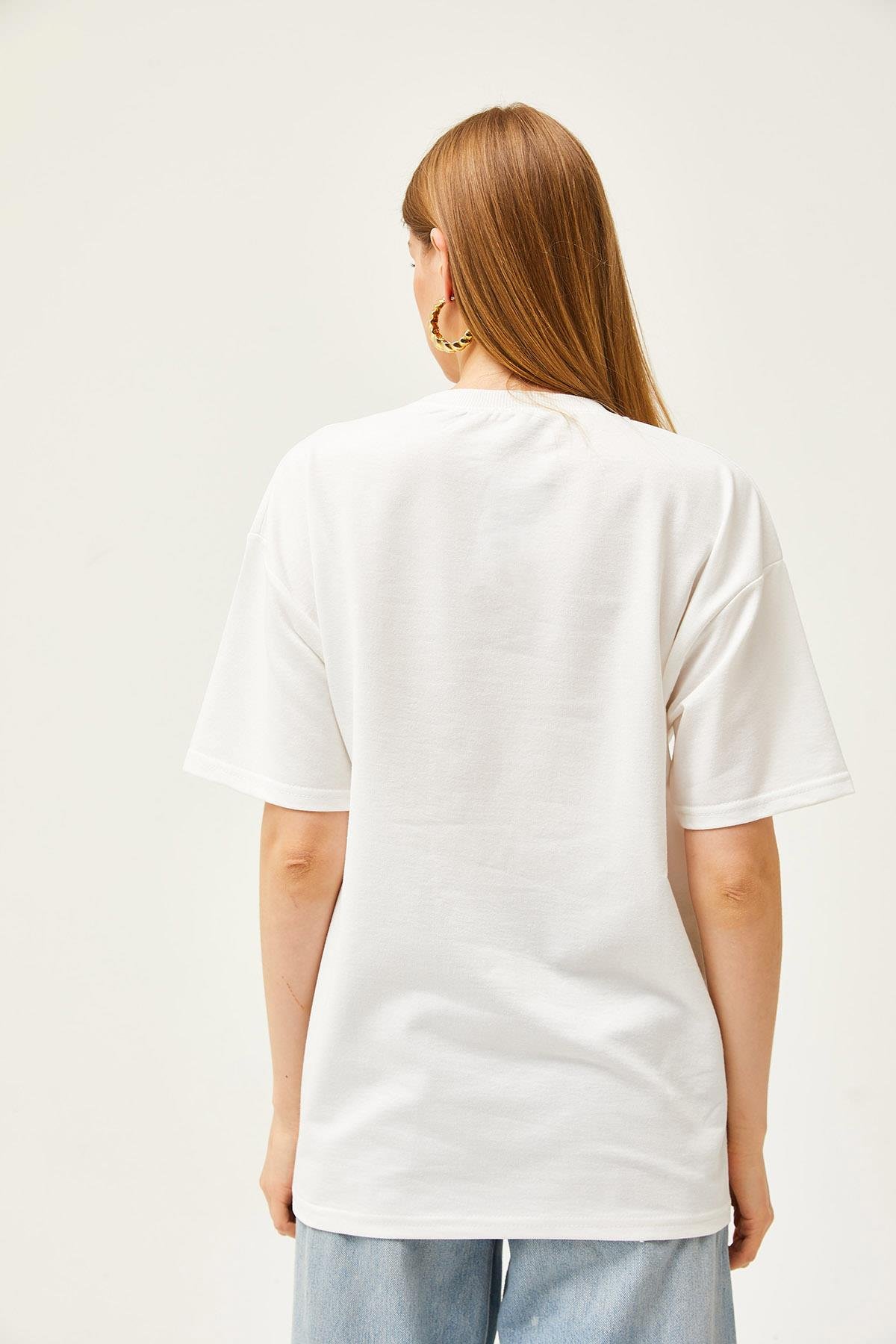 Kız Baskılı Oversize Tişört Ekru