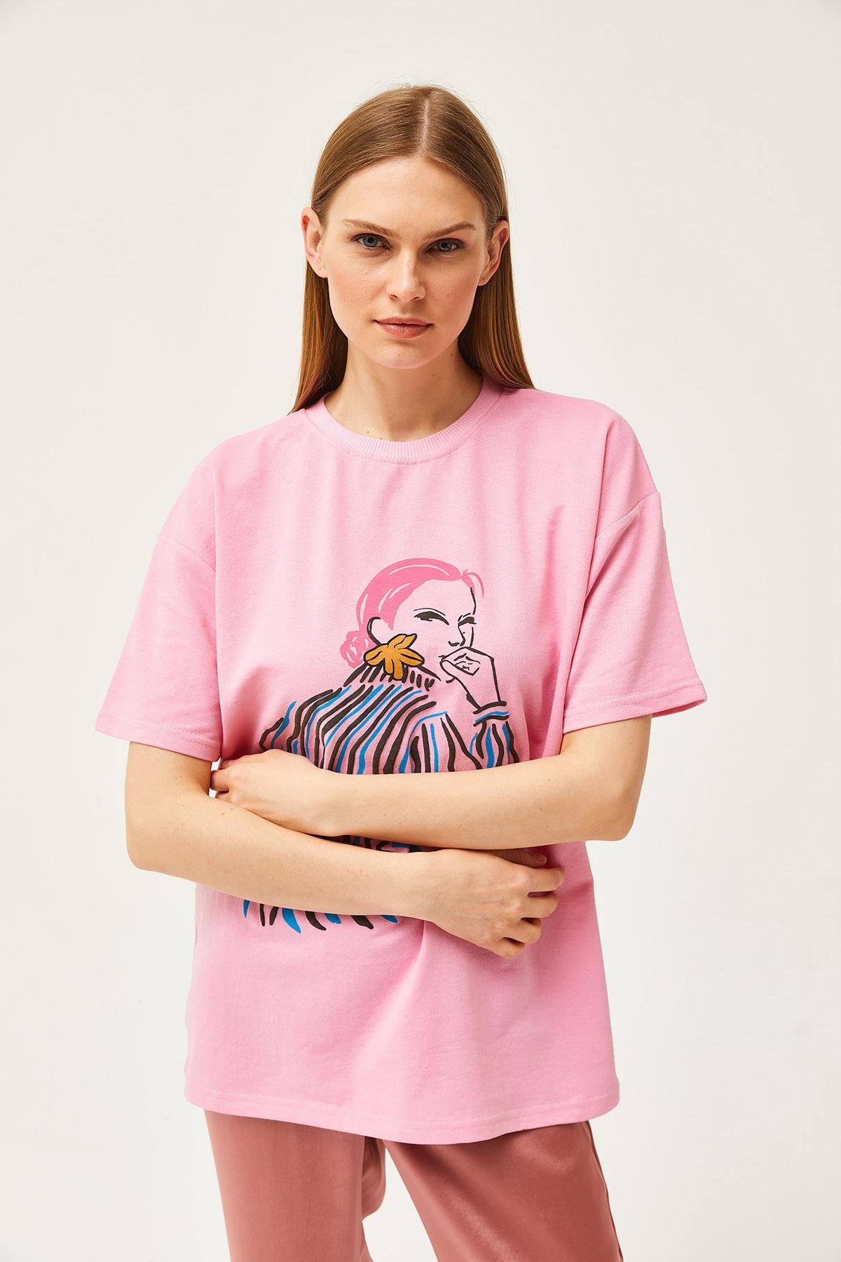 Kız Baskılı Oversize Tişört Pembe