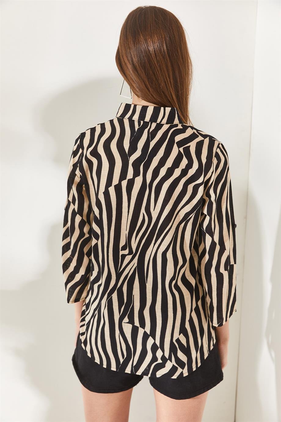 Kol Katlamalı Keten Gömlek Zebra Siyah