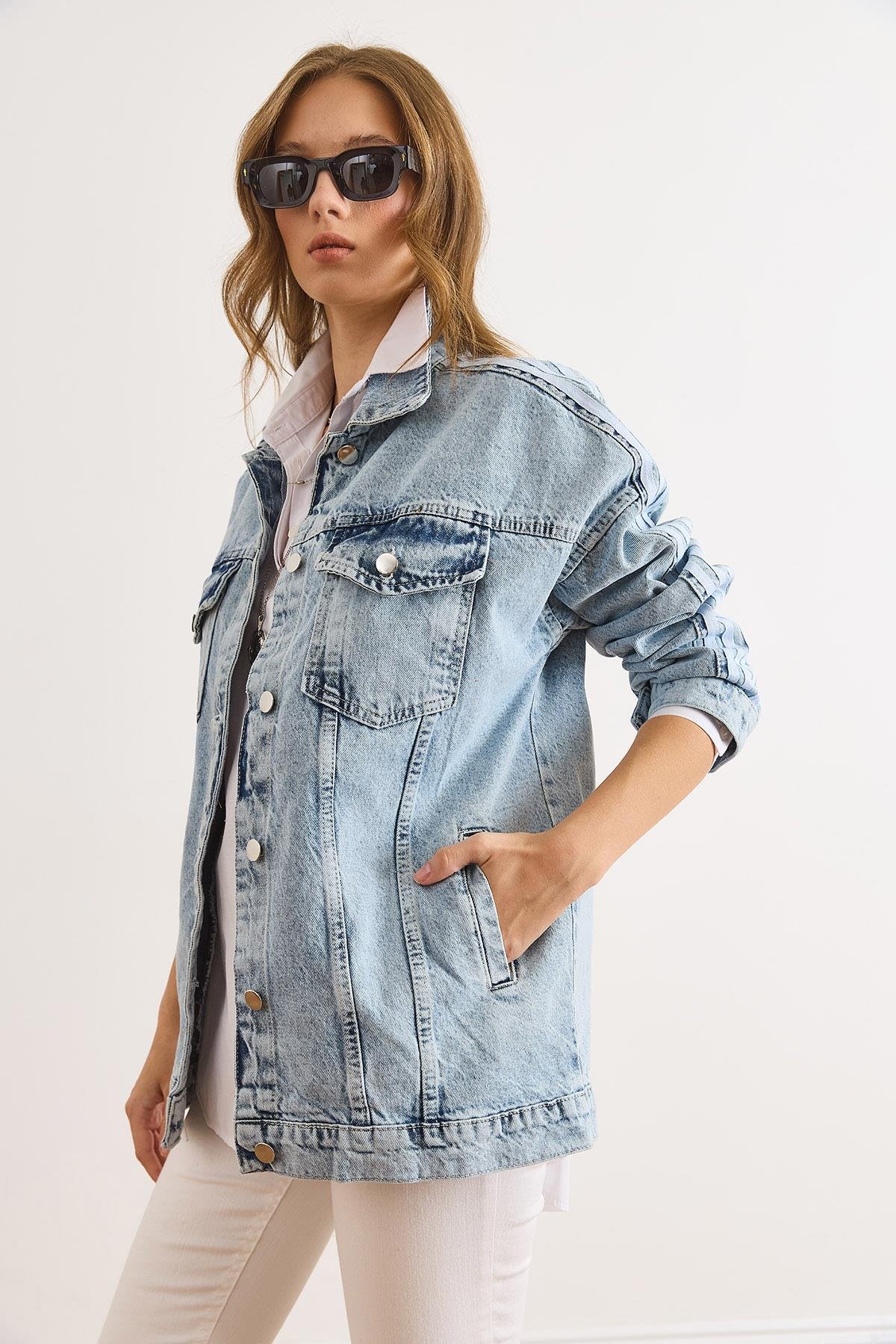 Kol Şeritli Rahat Kalıp Denim Ceket Açık Mavi