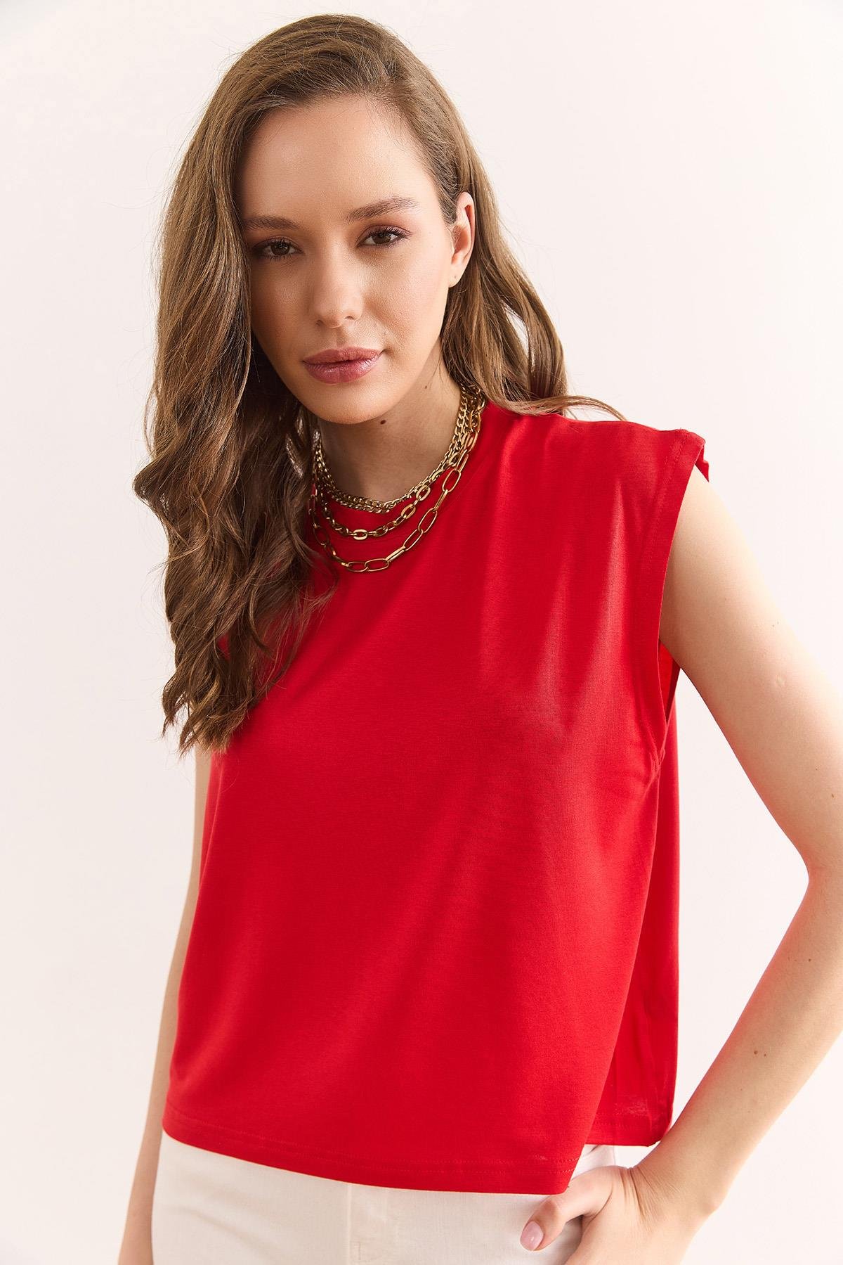 Kolsuz Crop Dökümlü Top Bluz Kırmızı