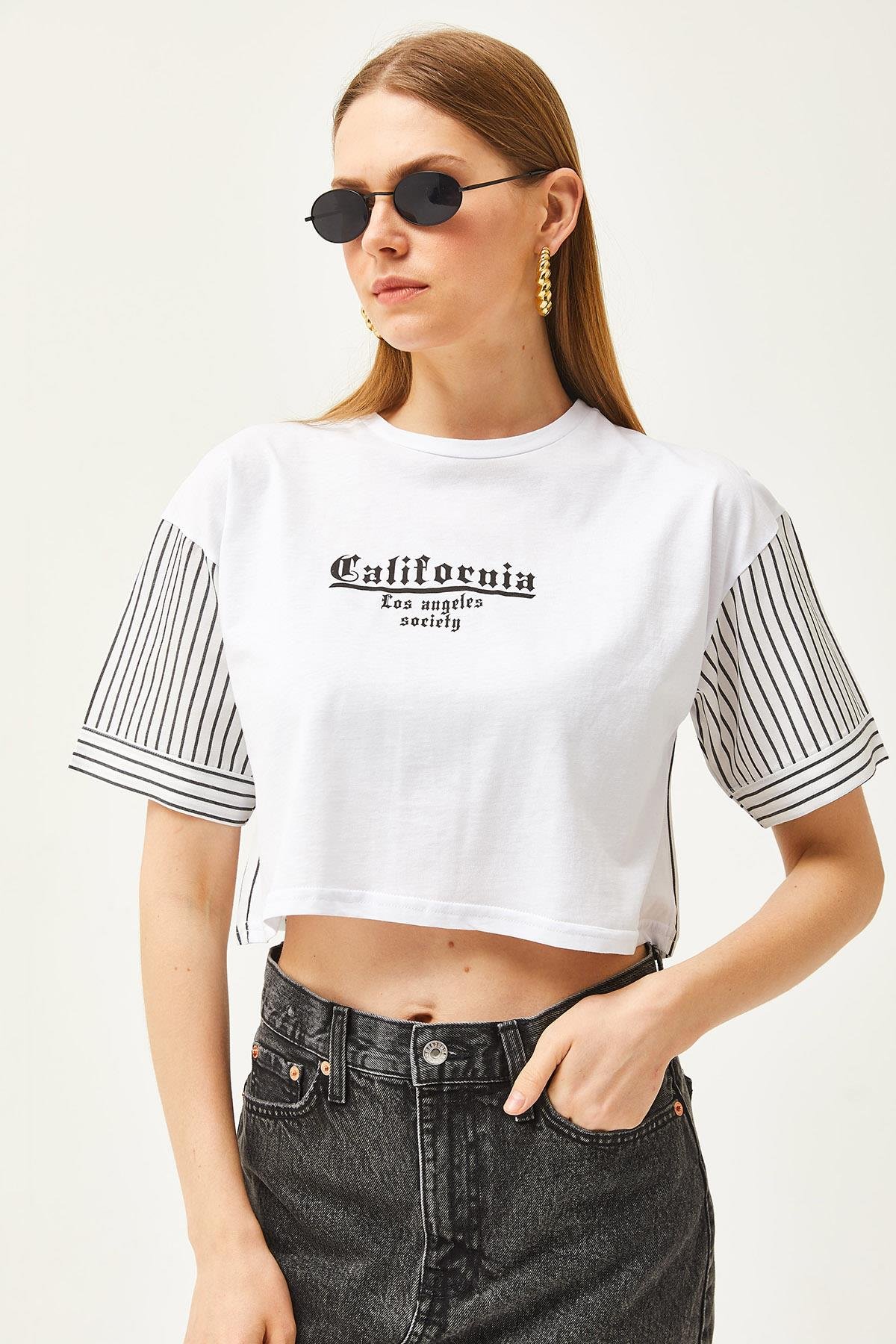 Kolu ve Sırtı Garnili Crop Bluz Beyaz