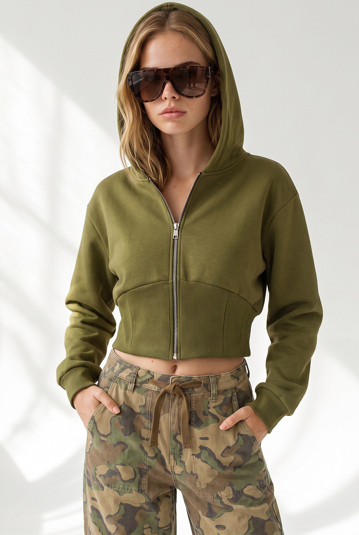 Korsaj Detaylı Fermuarlı Şardonlu Crop Sweatshirt Yağ Yeşili