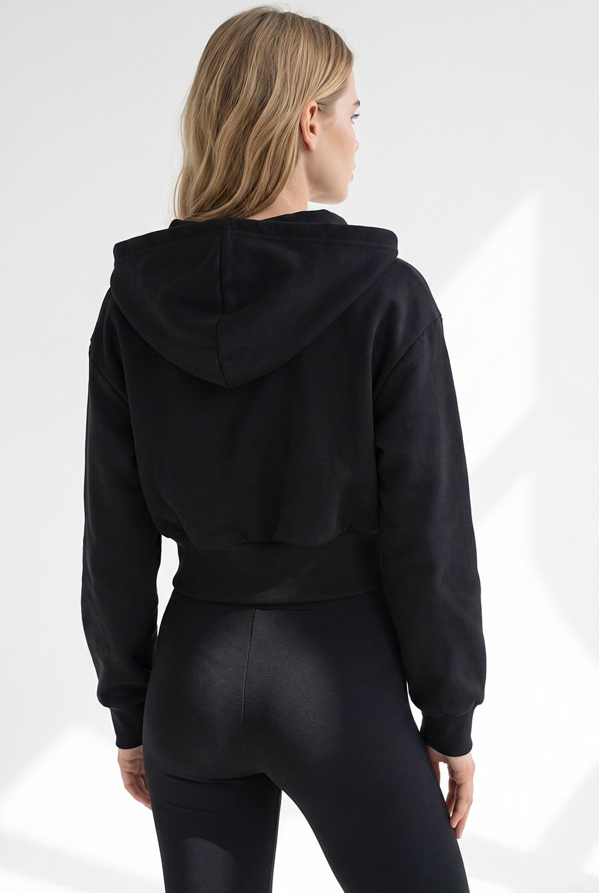 Korsaj Detaylı Fermuarlı Şardonlu Crop Sweatshirt Siyah