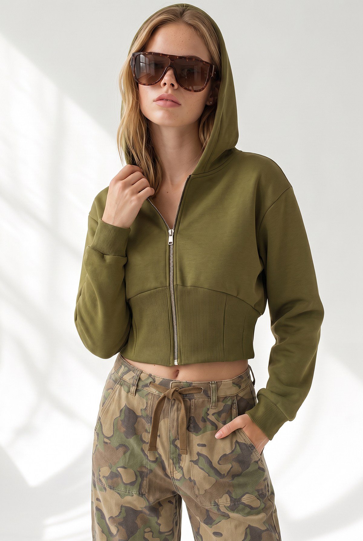 Korsaj Detaylı Fermuarlı Şardonlu Crop Sweatshirt Yağ Yeşili