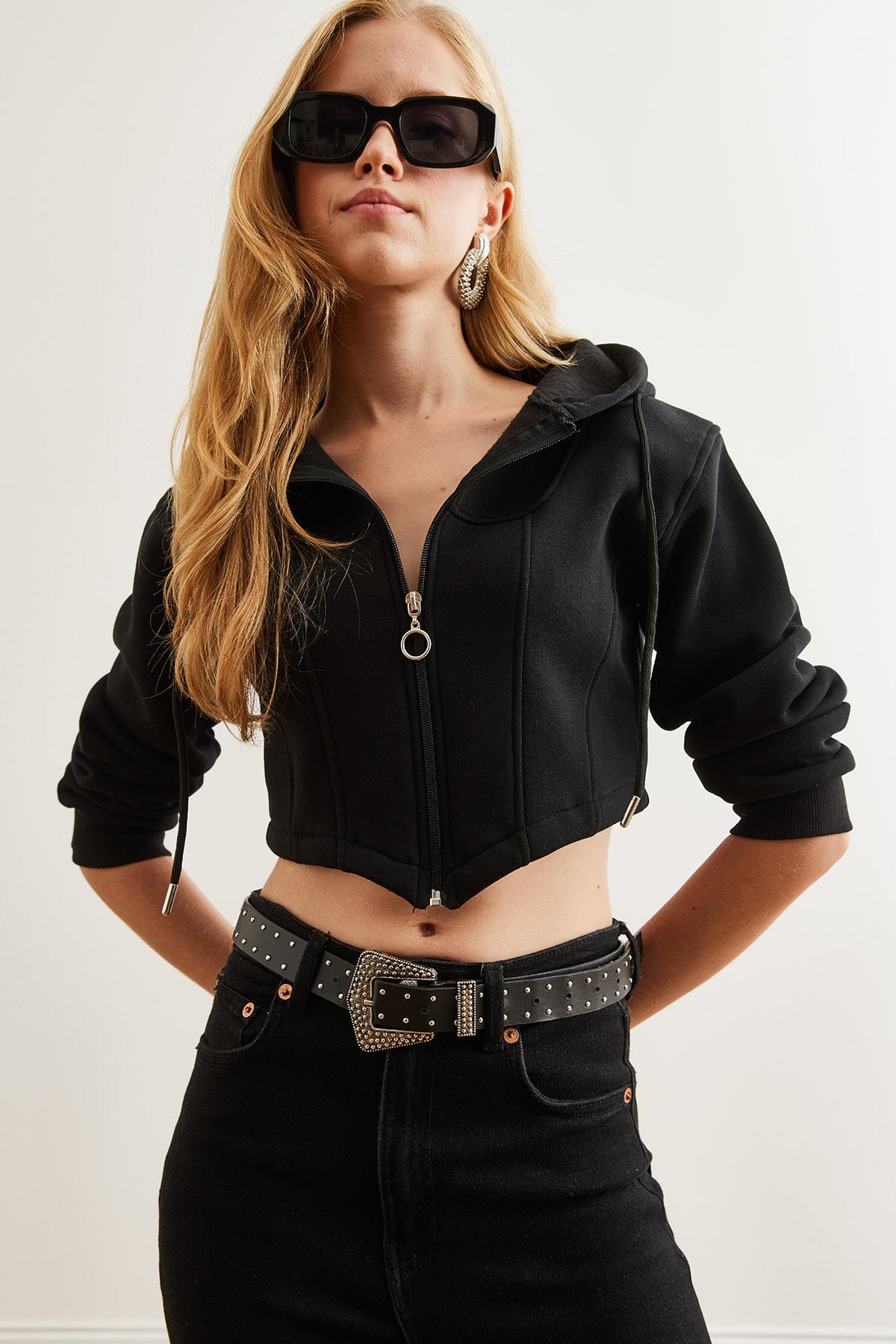 Korse Detaylı Kapüşonlu Şardonlu Crop Sweatshirt Siyah