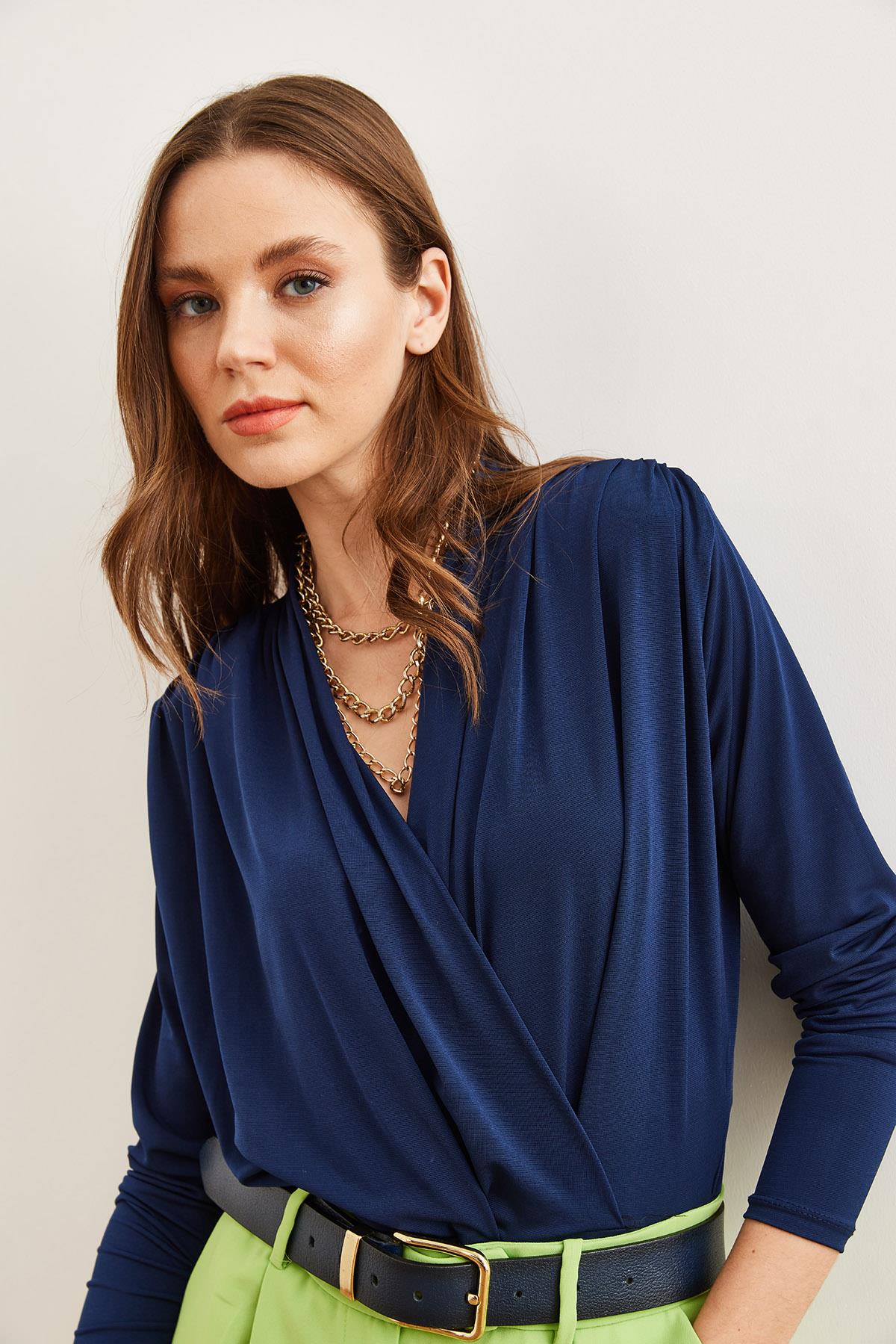 Kruvaze Omuz Drape Detaylı Altı Çıtçıtlı Bodysuit Lacivert