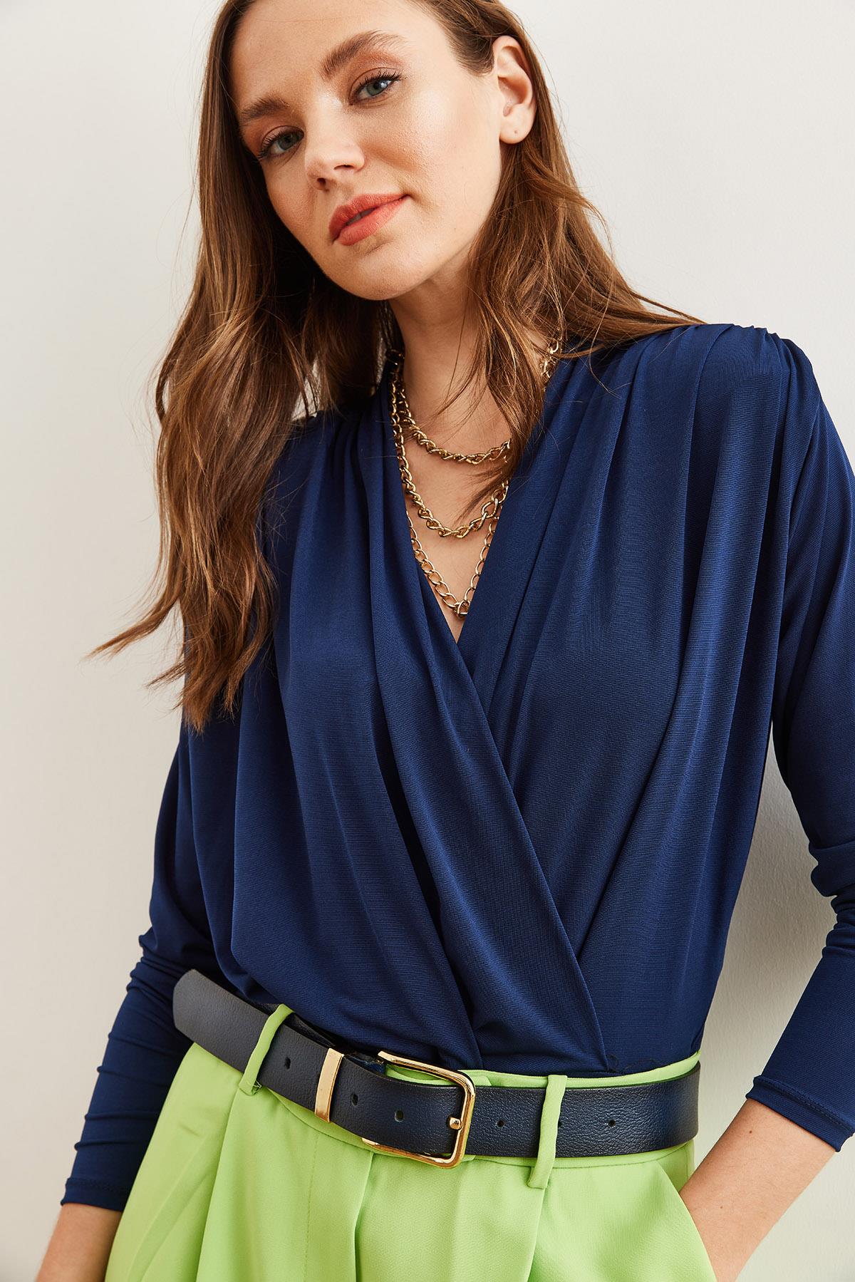 Kruvaze Omuz Drape Detaylı Altı Çıtçıtlı Bodysuit Lacivert
