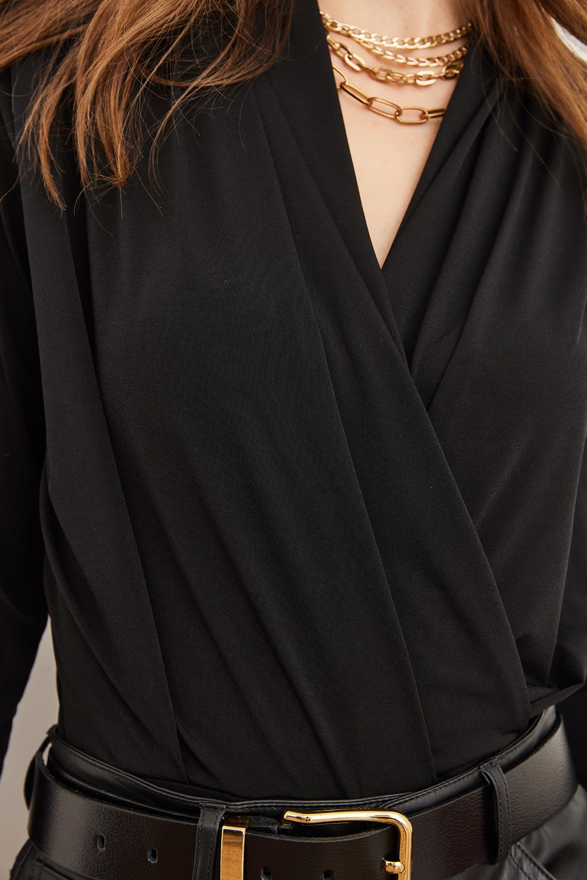 Kruvaze Omuz Drape Detaylı Altı Çıtçıtlı Bodysuit Siyah