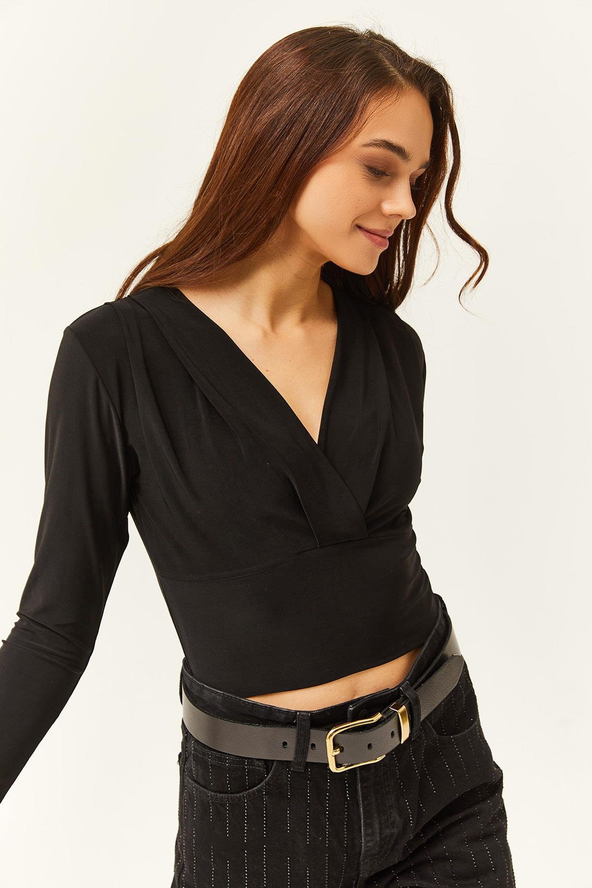 Kruvaze Yaka Crop Likralı Bluz Siyah