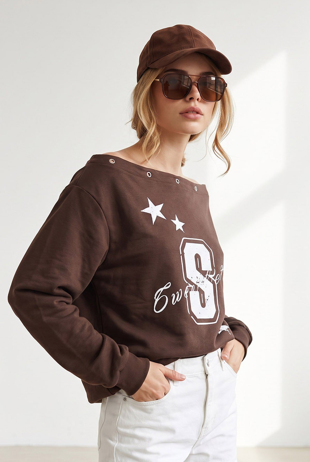 Kuş Gözü Detaylı Şardonsuz Düşük Omuz Sweatshirt Kahverengi
