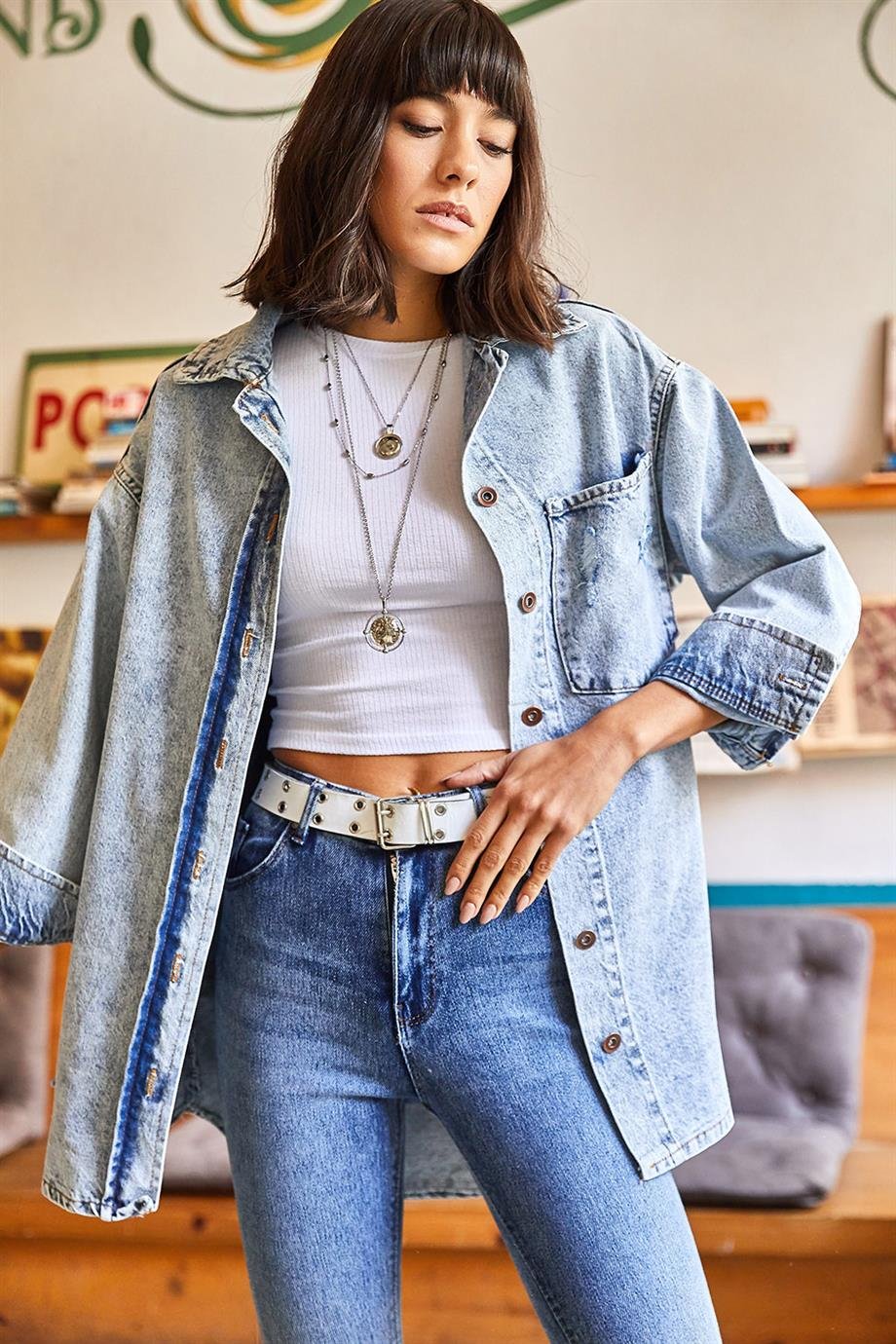 Lazer Kesimli Cepli Yıkamalı Oversize Denim Ceket Açık Mavi