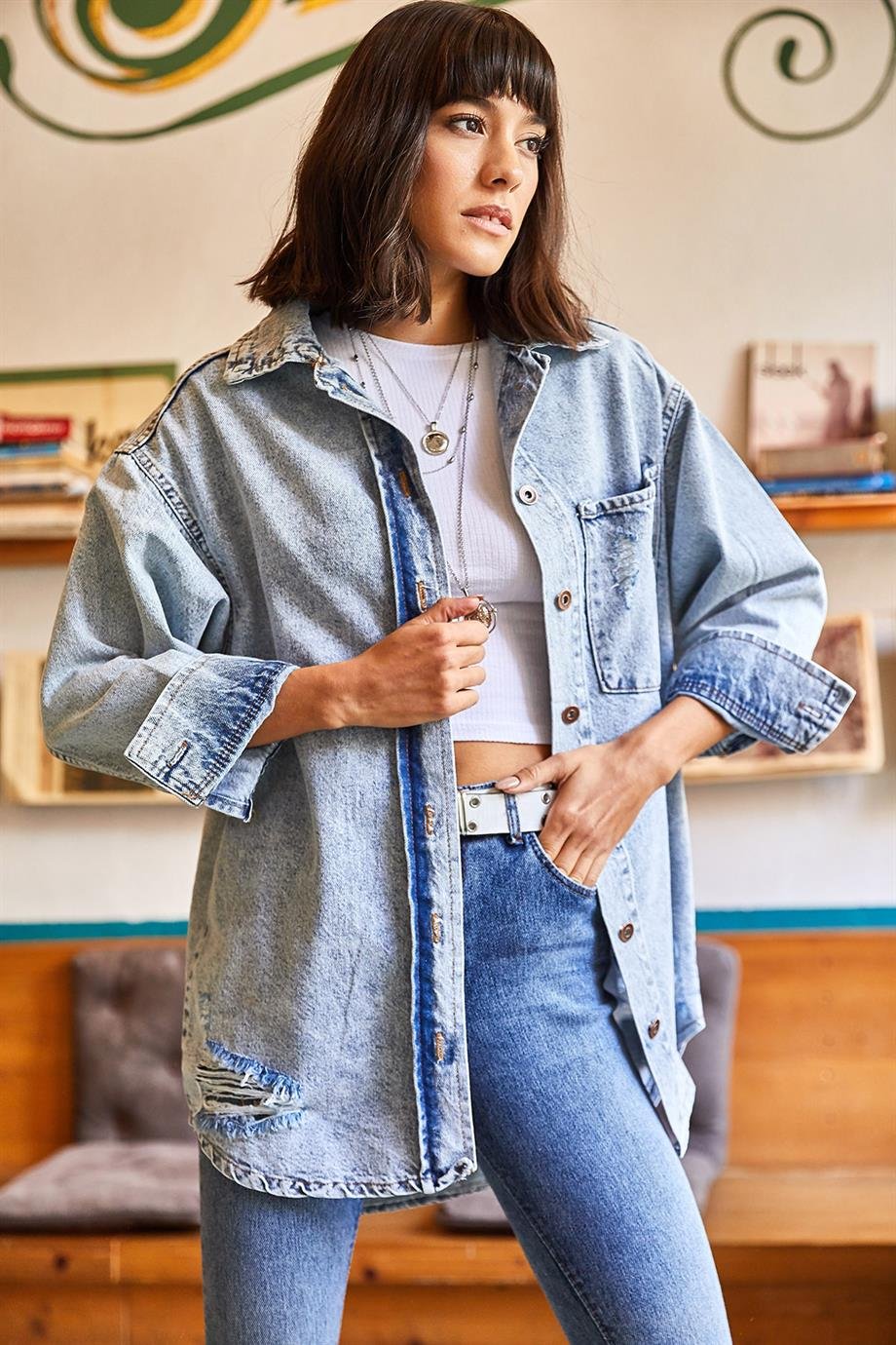 Lazer Kesimli Cepli Yıkamalı Oversize Denim Ceket Açık Mavi