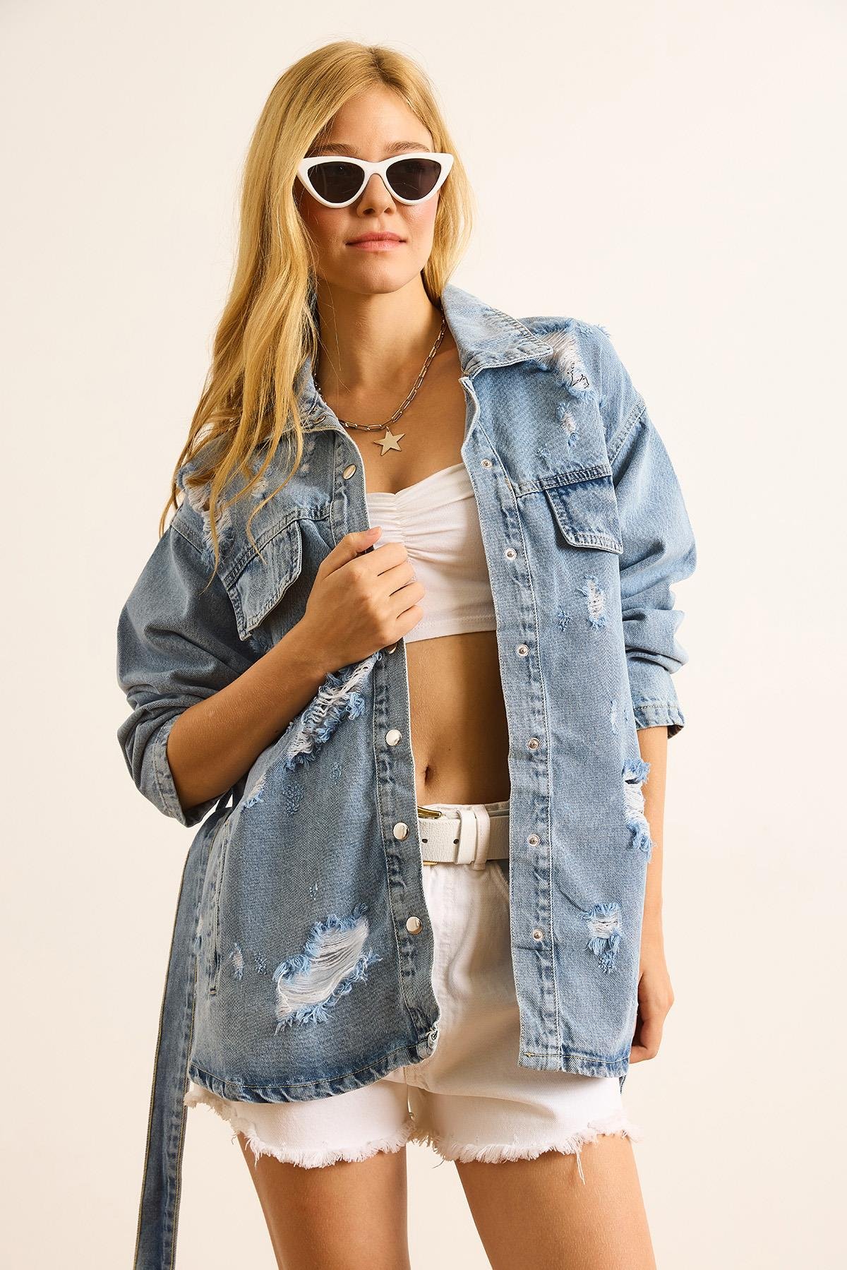 Lazer Yırtıklı Kuşaklı Denim Ceket Mavi