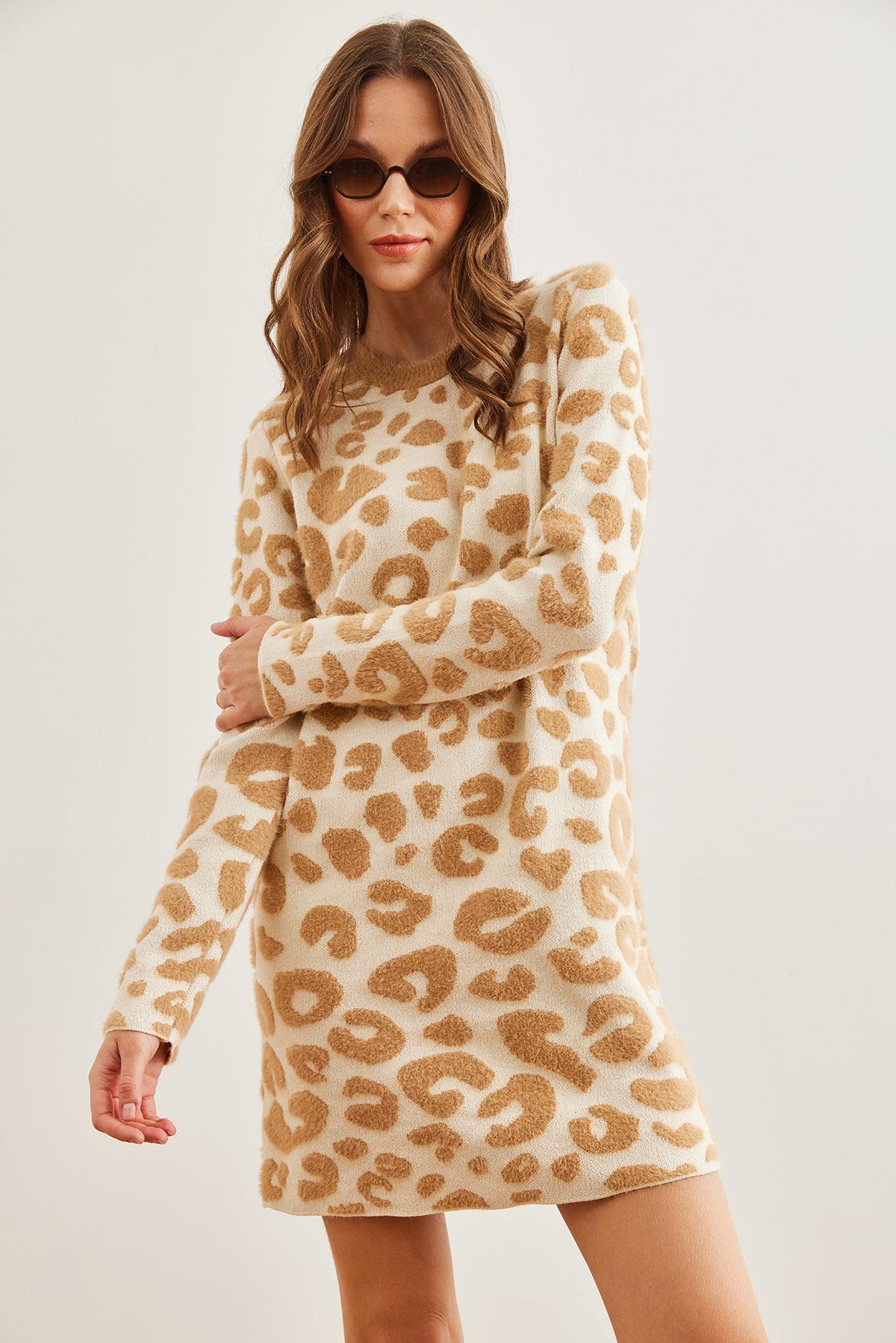 Leopar Desenli Sakallı Yumuşak Dokulu Triko Tunik Elbise Camel