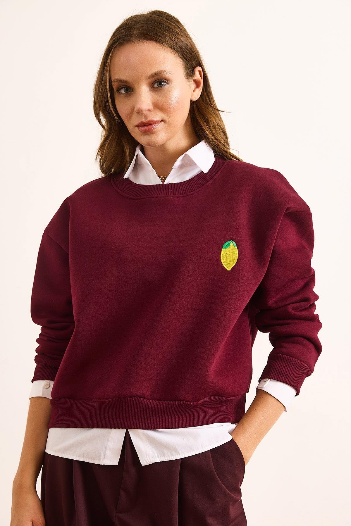 Limon Nakışlı İçi Polarlı Crop Kalın Sweatshirt Bordo