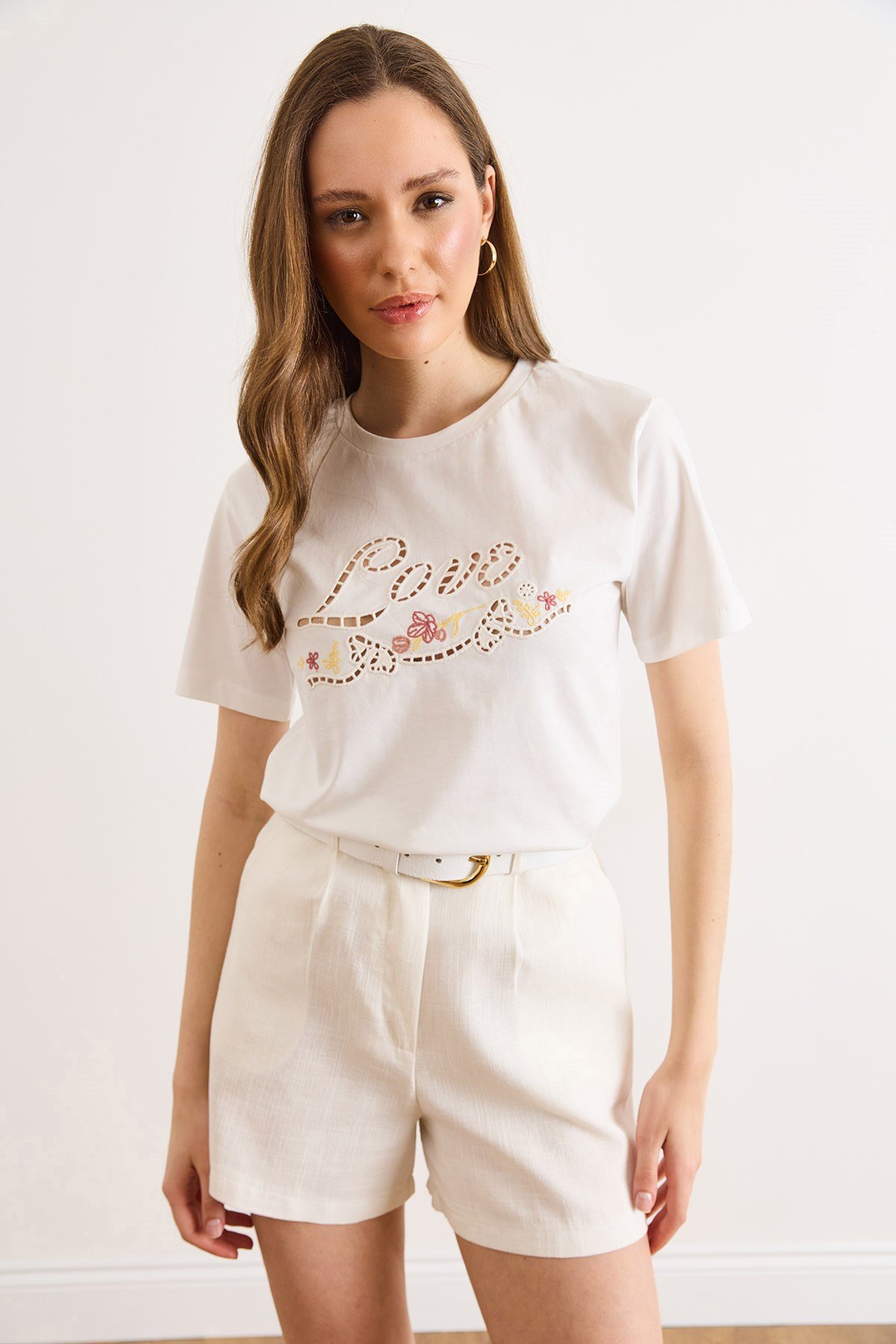 Love Fisto Detaylı Pamuk Tişört Beyaz