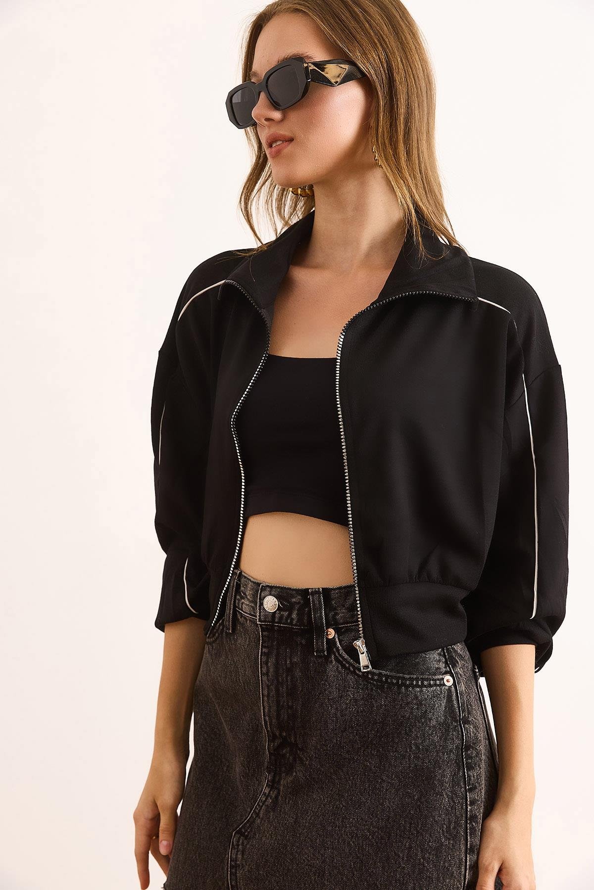 Modal Biye Detaylı Dökümlü Fermuarlı Sweatshirt Siyah
