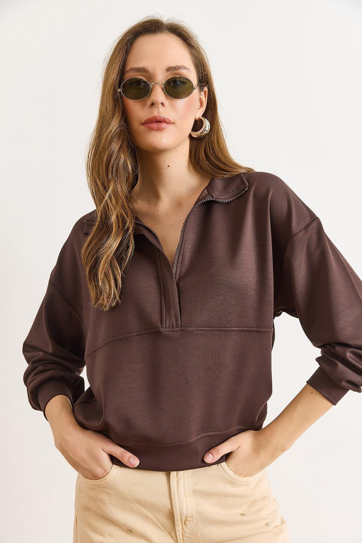Modal Tuşeli Fermuarlı Dökümlü Sweatshirt Kahverengi