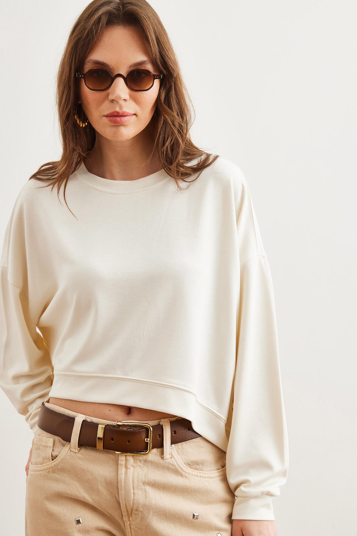 Modal Tuşeli Premium Oversize Dökümlü Sweatshirt Ekru