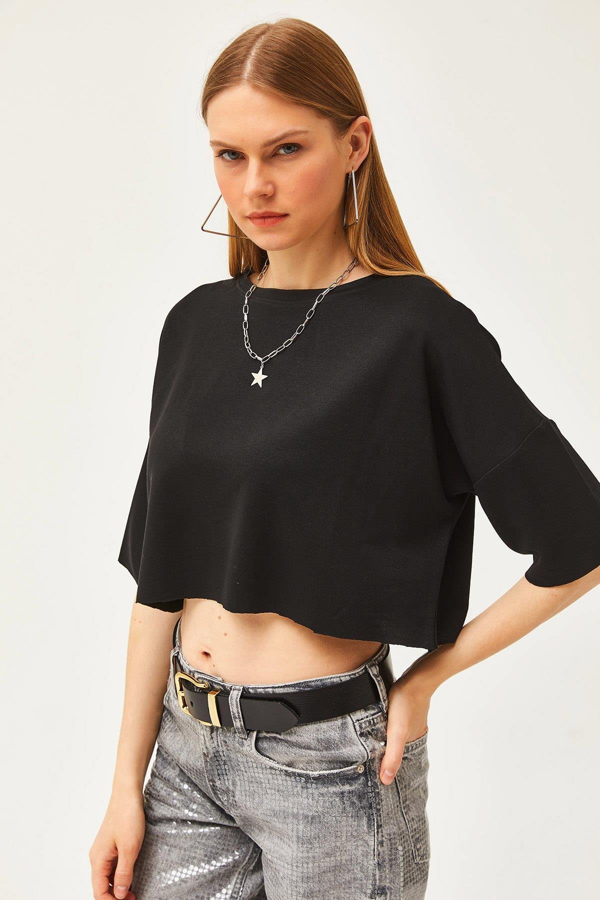 Modal Tuşeli Yumuşak Dokulu Crop Bluz Siyah
