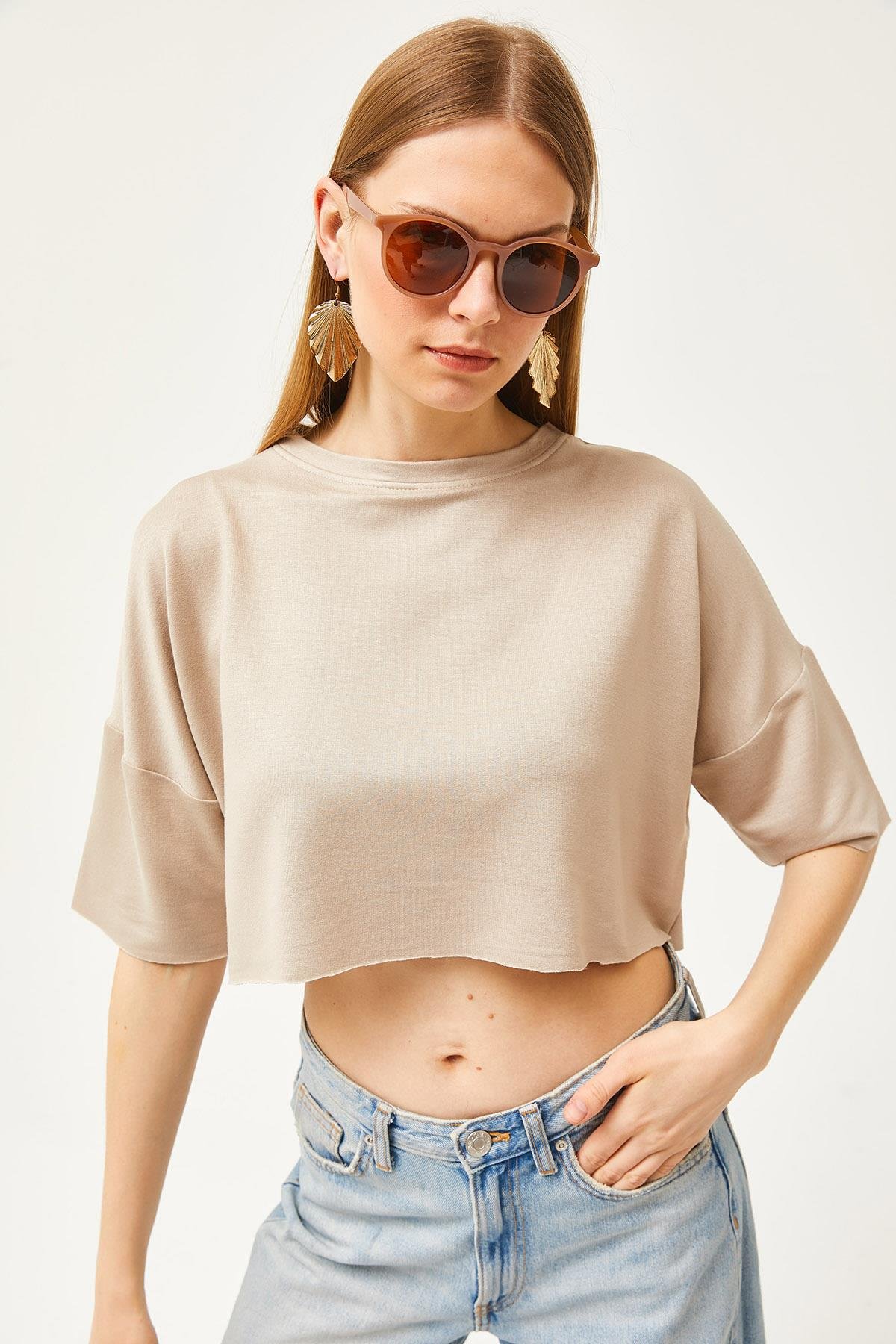 Modal Tuşeli Yumuşak Dokulu Crop Bluz Bej