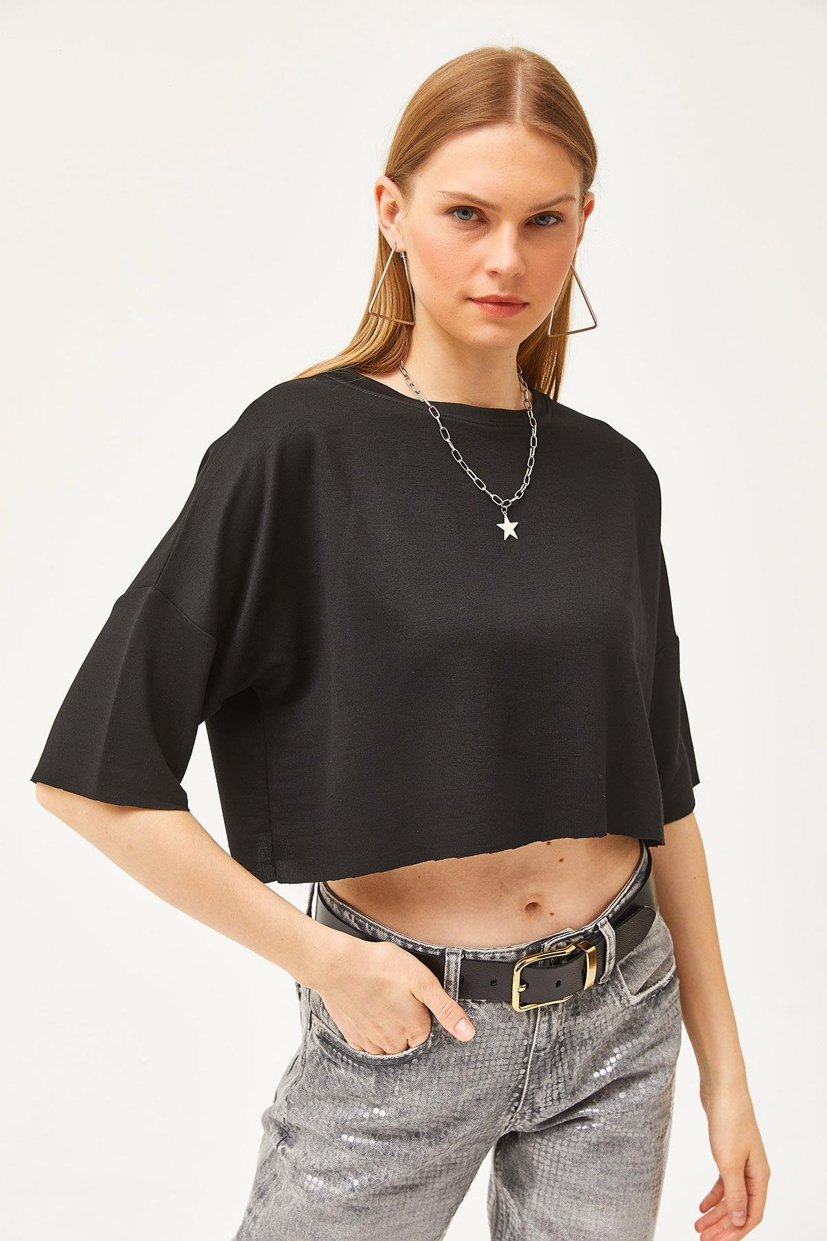 Modal Tuşeli Yumuşak Dokulu Crop Bluz Siyah