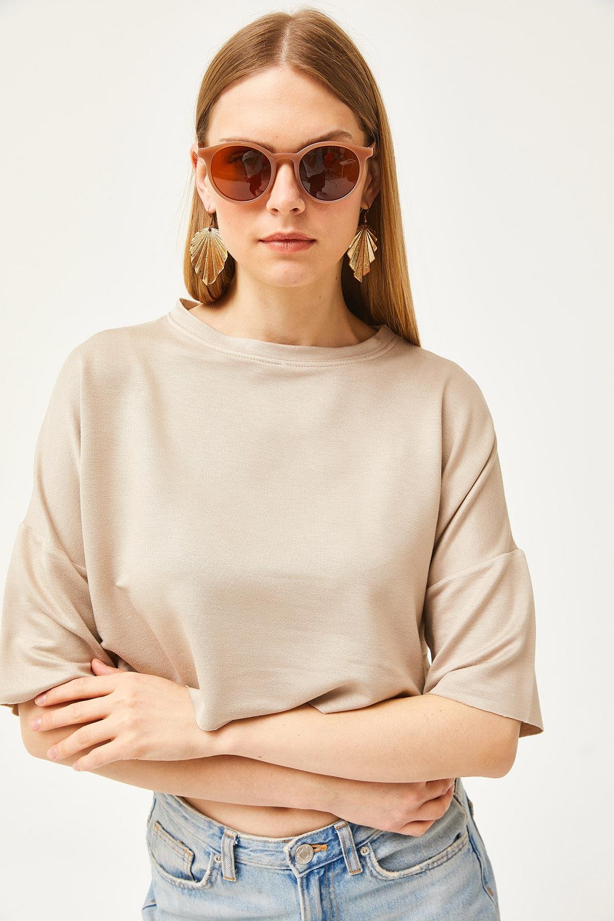 Modal Tuşeli Yumuşak Dokulu Crop Bluz Bej