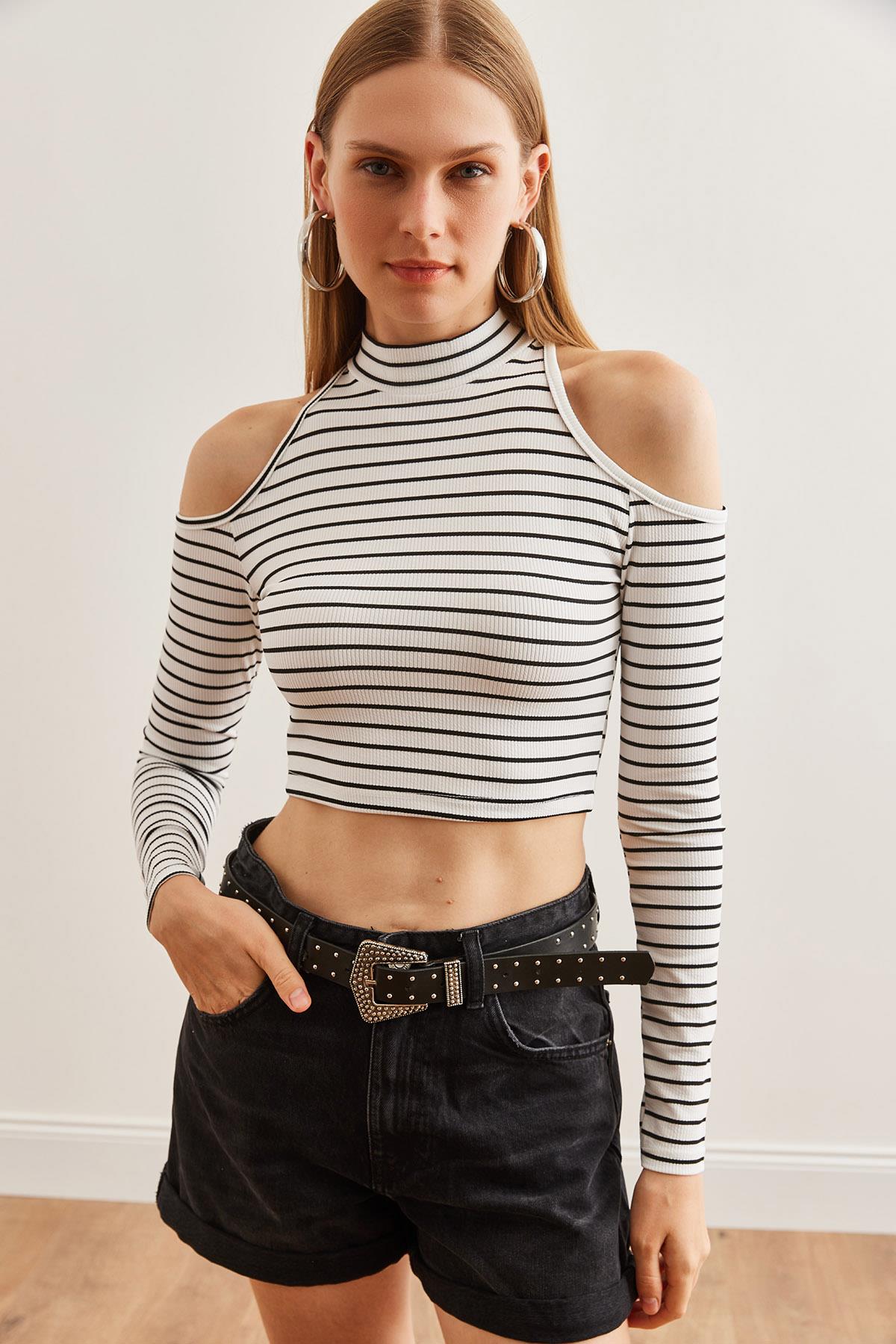 Omuz Dekolteli Burgu Crop Bluz Çizgili Beyaz