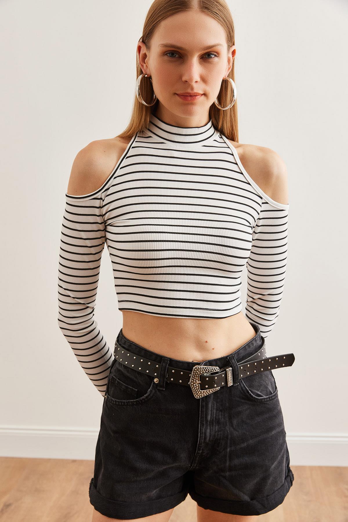 Omuz Dekolteli Burgu Crop Bluz Çizgili Beyaz